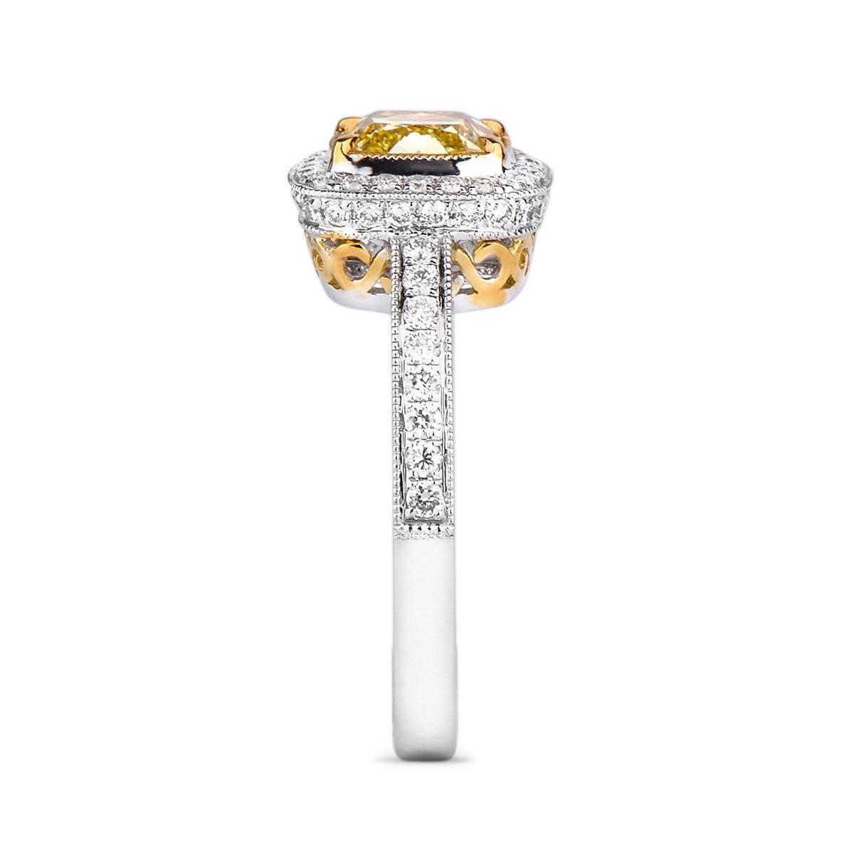 GIA Certified Yellow Diamond Ring, 1.78 Carat In Excellent Condition In Knightsbridge, GB