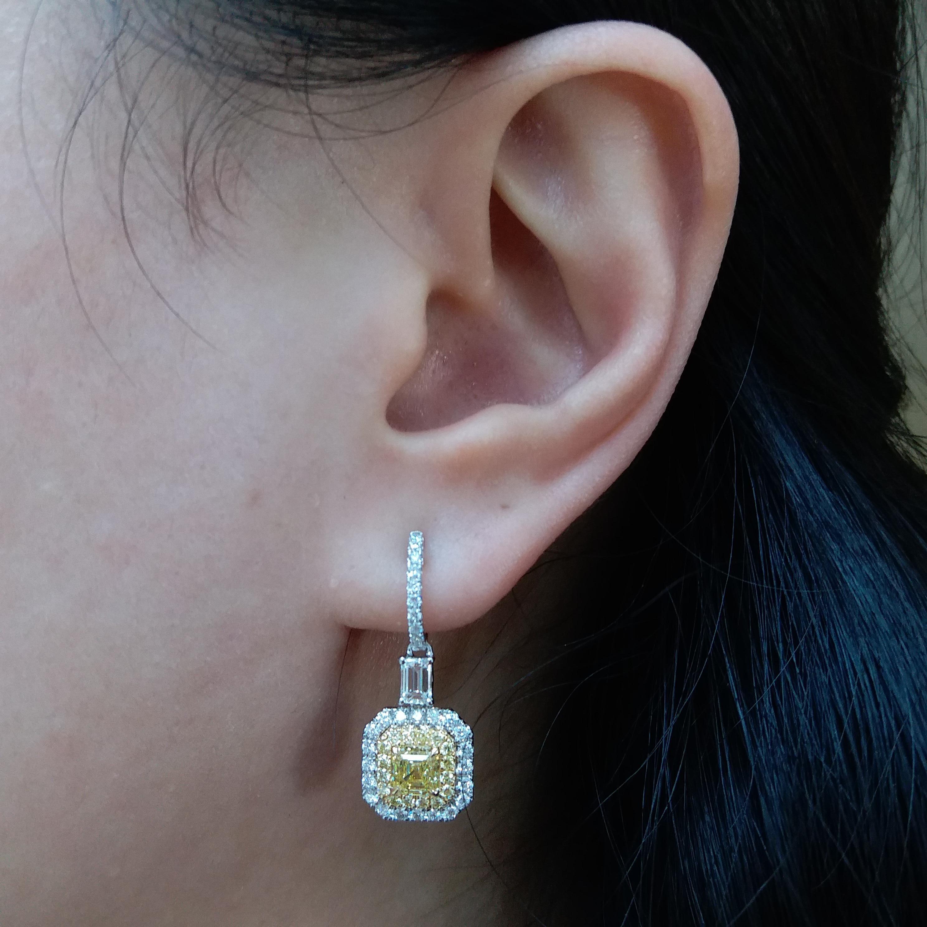 Emerald Cut GIA Certified Yellow Diamond White Diamond 18K Gold Dangle Earrings