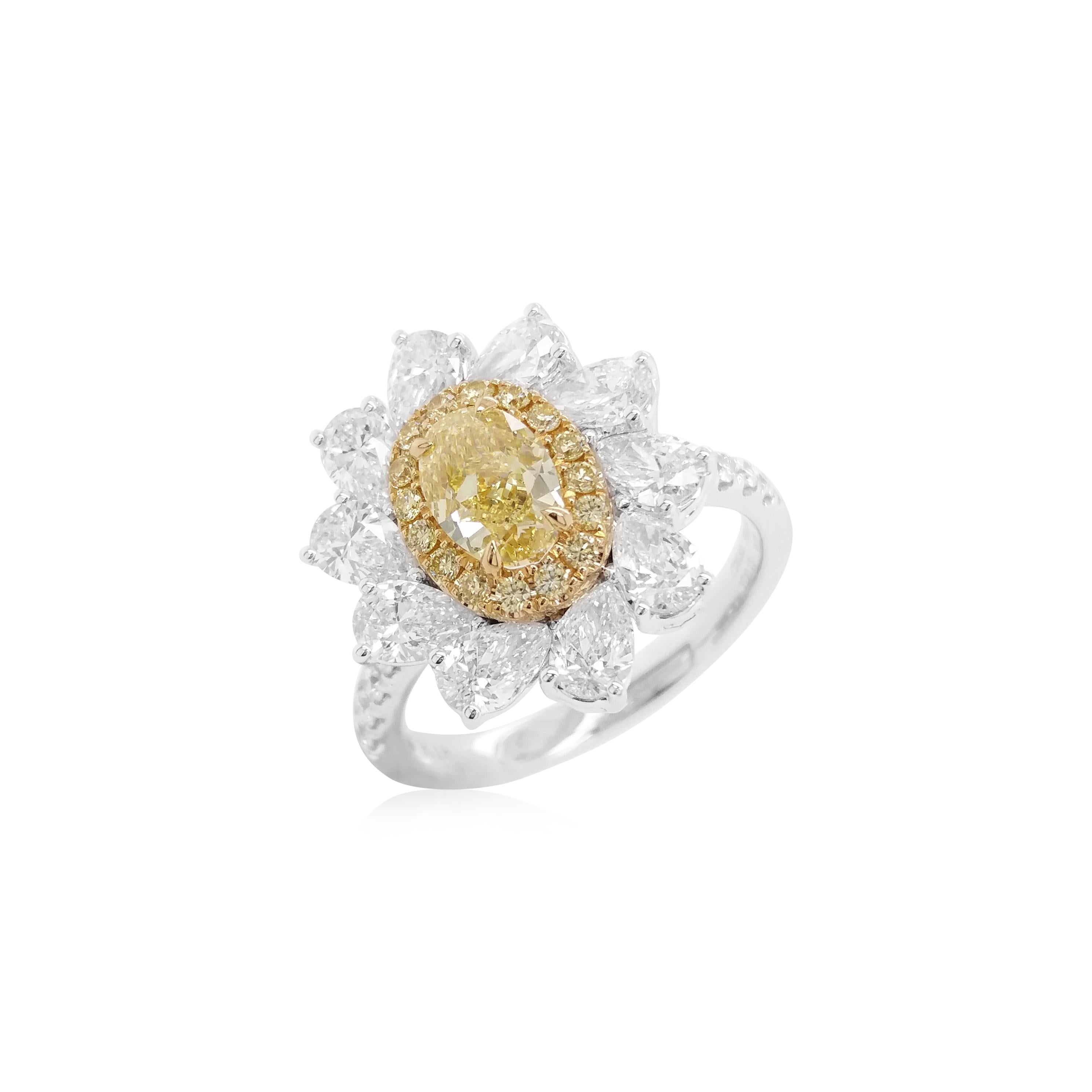 Oval Cut GIA Certified Yellow Diamond White Diamond 18K Gold Engagement Ring