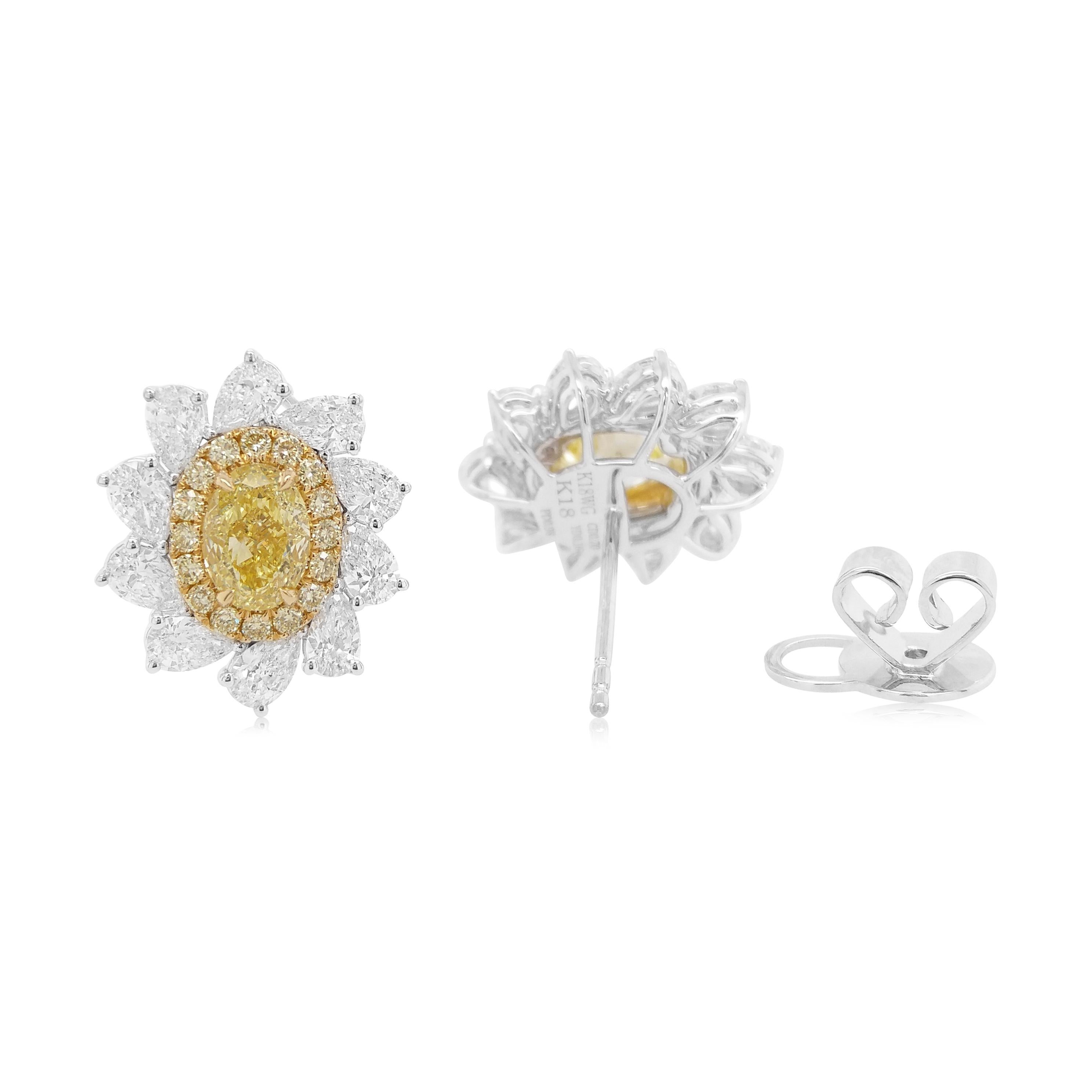 Contemporary GIA Certified Yellow Diamond White Diamond 18K Gold Stud Earrings