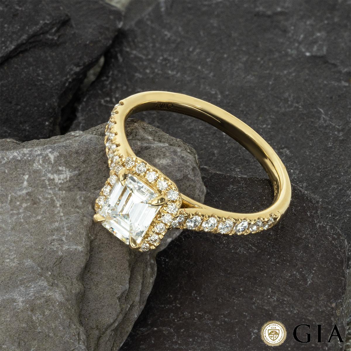GIA-zertifizierter Gelbgold-Diamantring mit Smaragdschliff 0,95 Karat F/VVS1 im Angebot 3