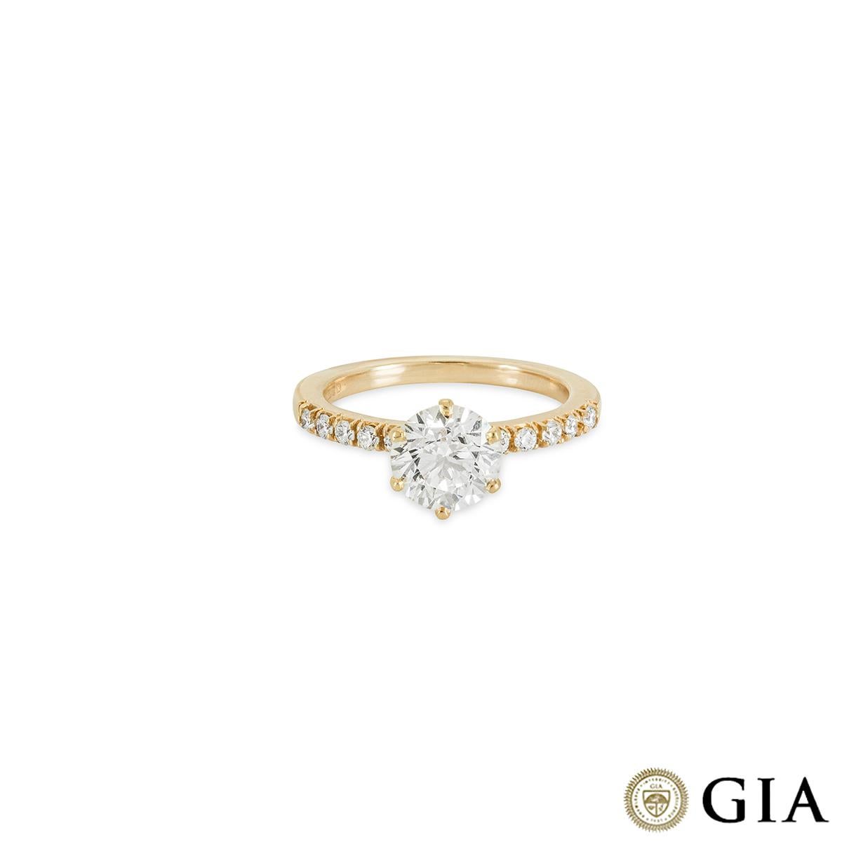 GIA Certified Yellow Gold Round Brilliant Cut Diamond Ring 1.57ct G/VS2 In New Condition For Sale In London, GB