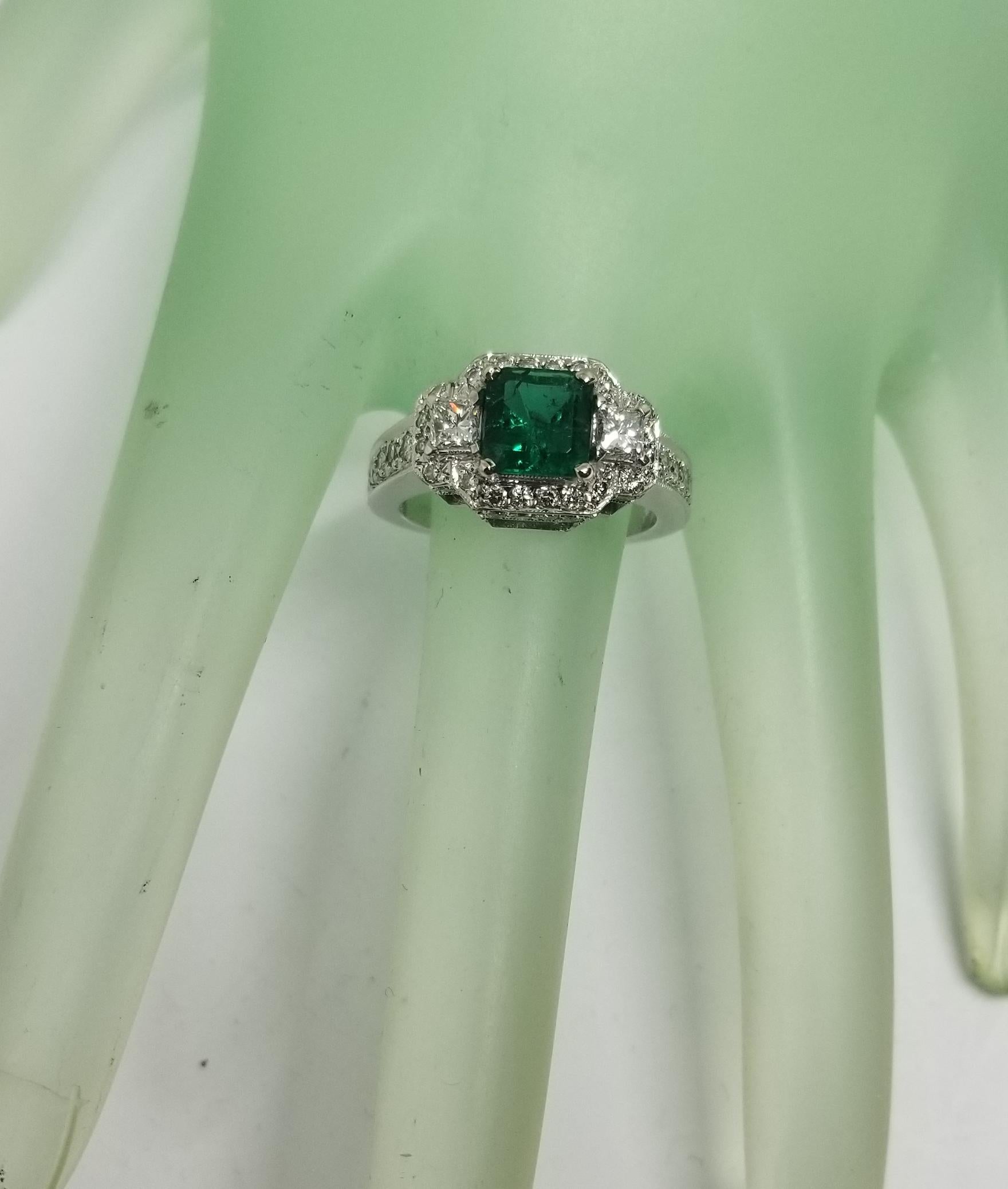 Emerald Cut GIA Certified 1.05 Carat Emerald 14 Karat Square Emerald and Halo Diamond Ring For Sale