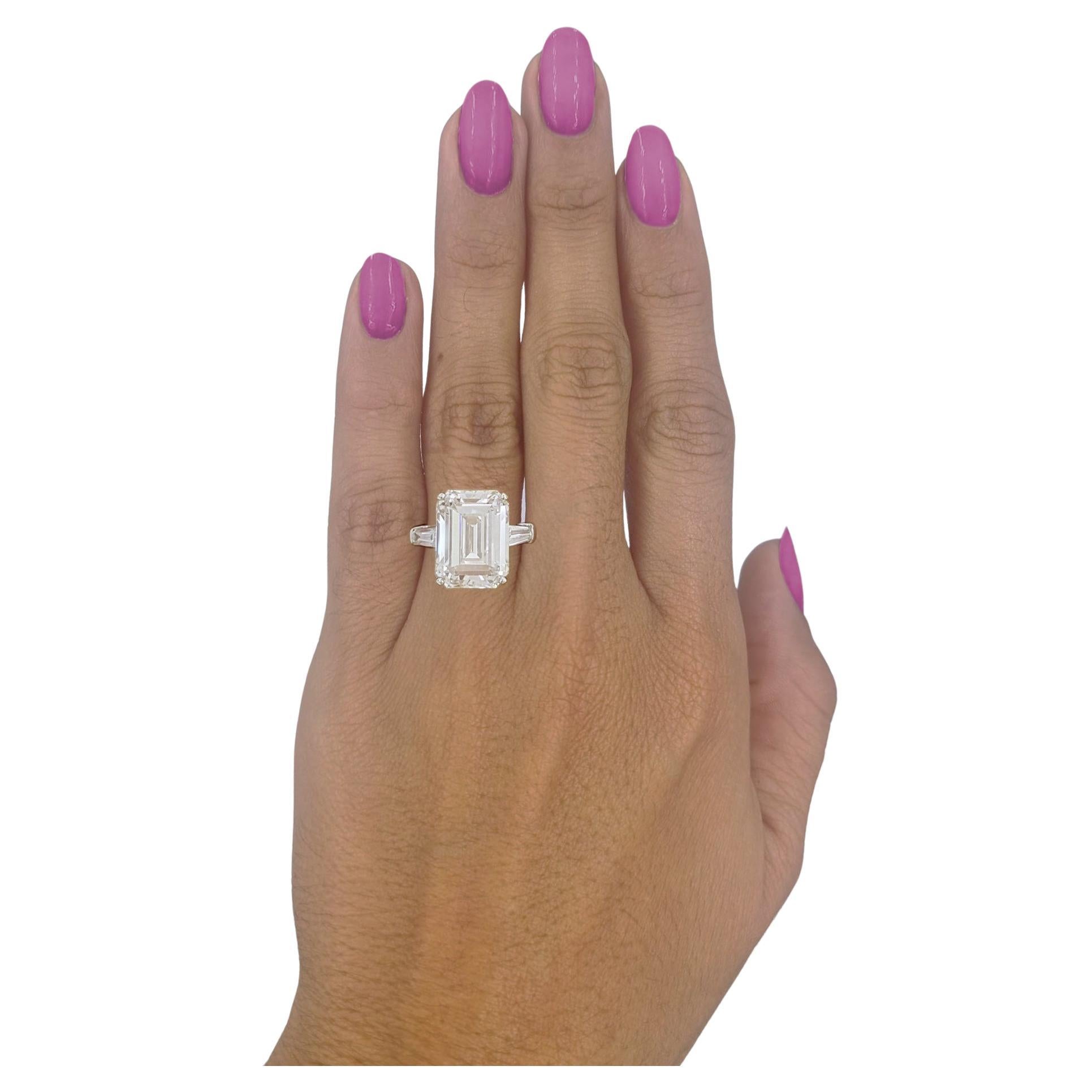 GIA Certififed 8 Carat Emerald Cut Platinum Diamond Ring For Sale