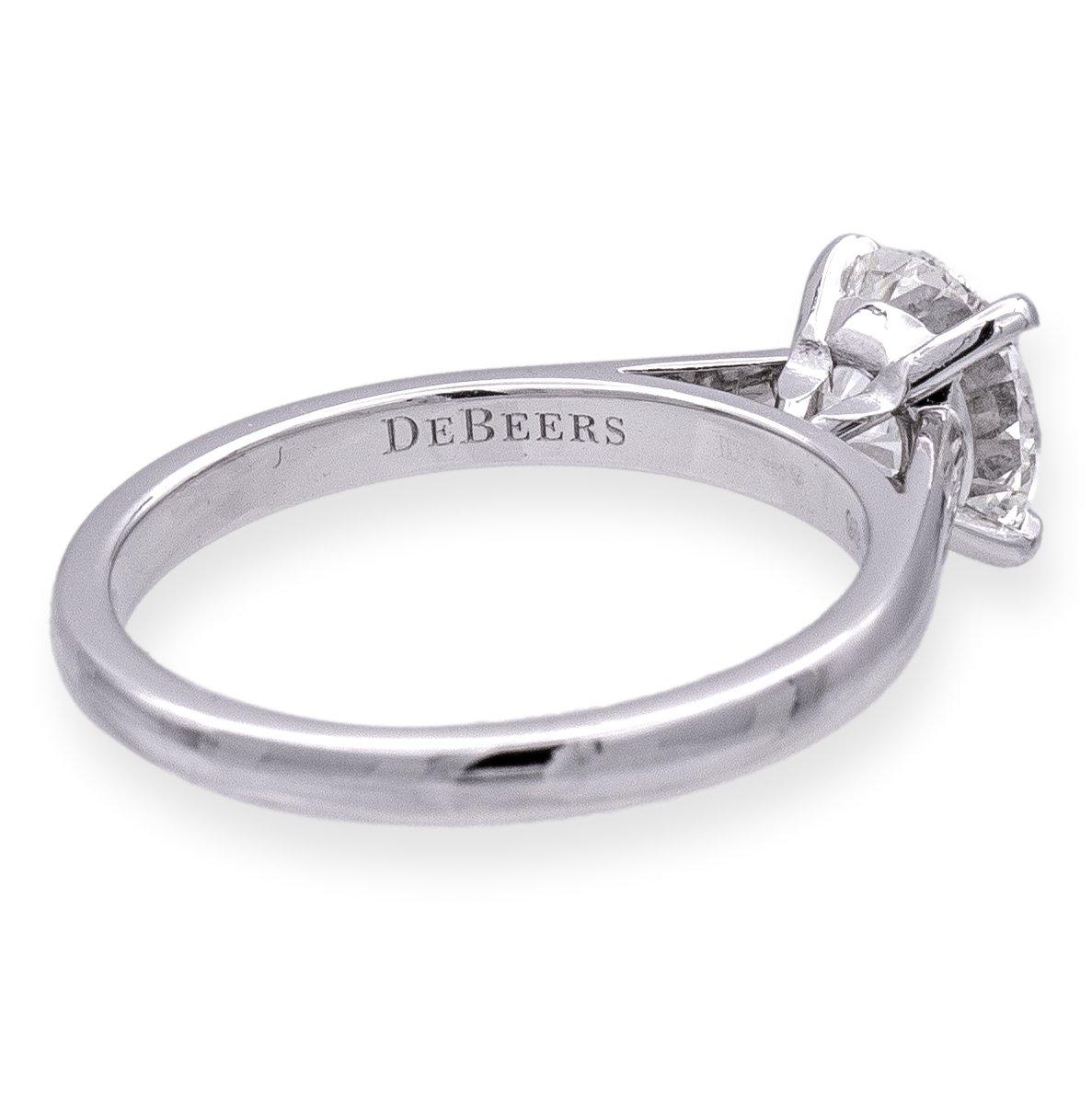 Round Cut GIA Classic DeBeers Platinum Round Diamond Solitaire Engagement Ring 1.29ct HSI1