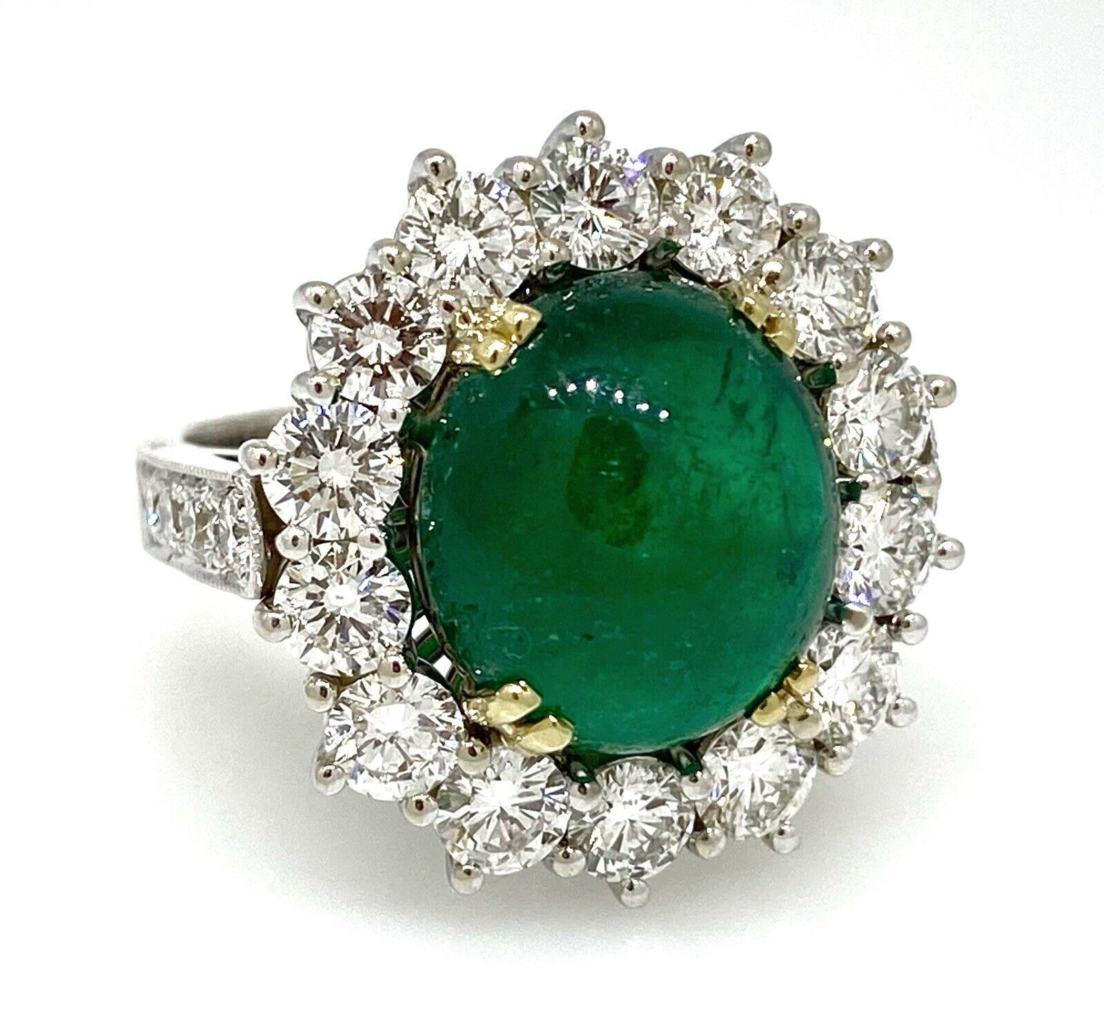 GIA Colombian 9 Carat Emerald Cabochon & Diamond Ring in 18K White Gold For Sale 2