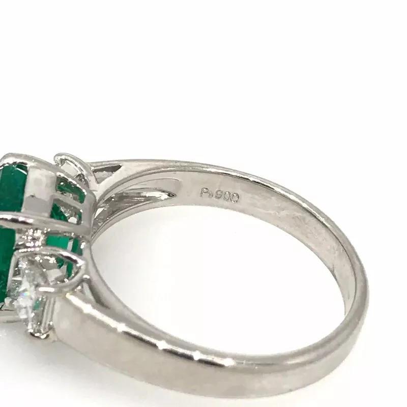 GIA Colombian Emerald and Diamond Three Stone Ring in Platinum For Sale 2