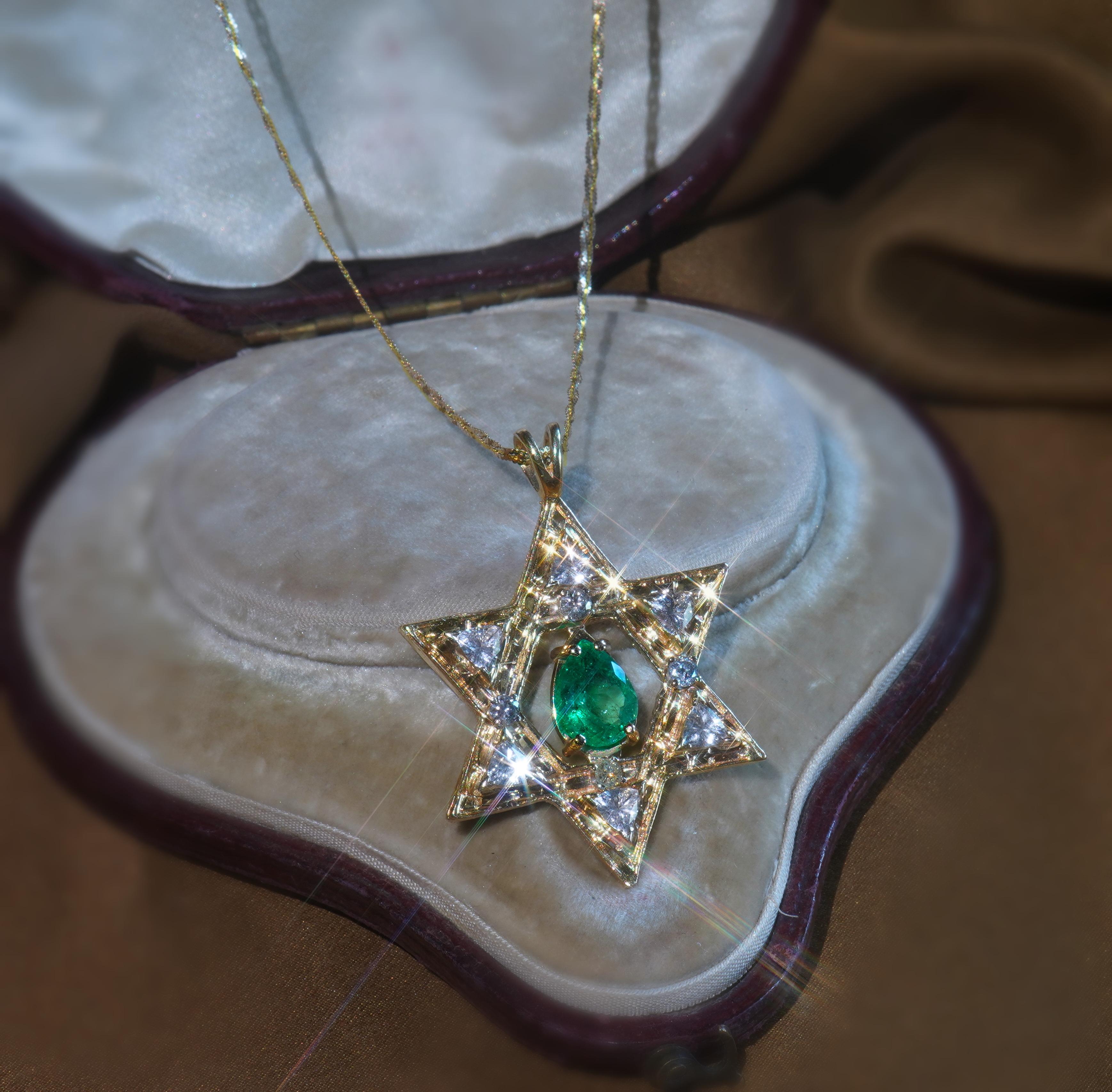 Women's or Men's GIA Colombian Emerald Diamond Pendant 14K Star of David Necklace VS 4.64 Carats!