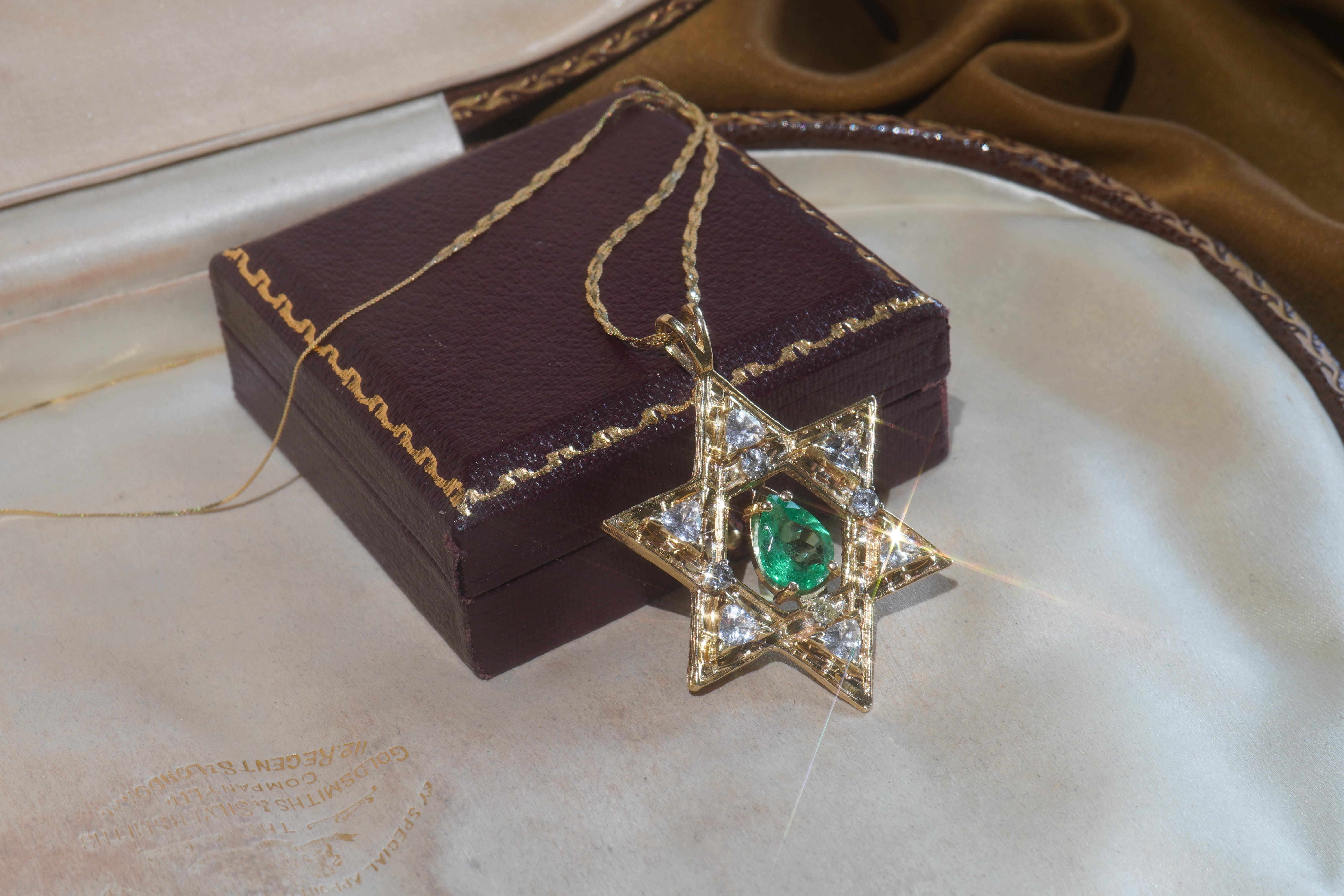 GIA Colombian Emerald Diamond Pendant 14K Star of David Necklace VS 4.64 Carats! 3