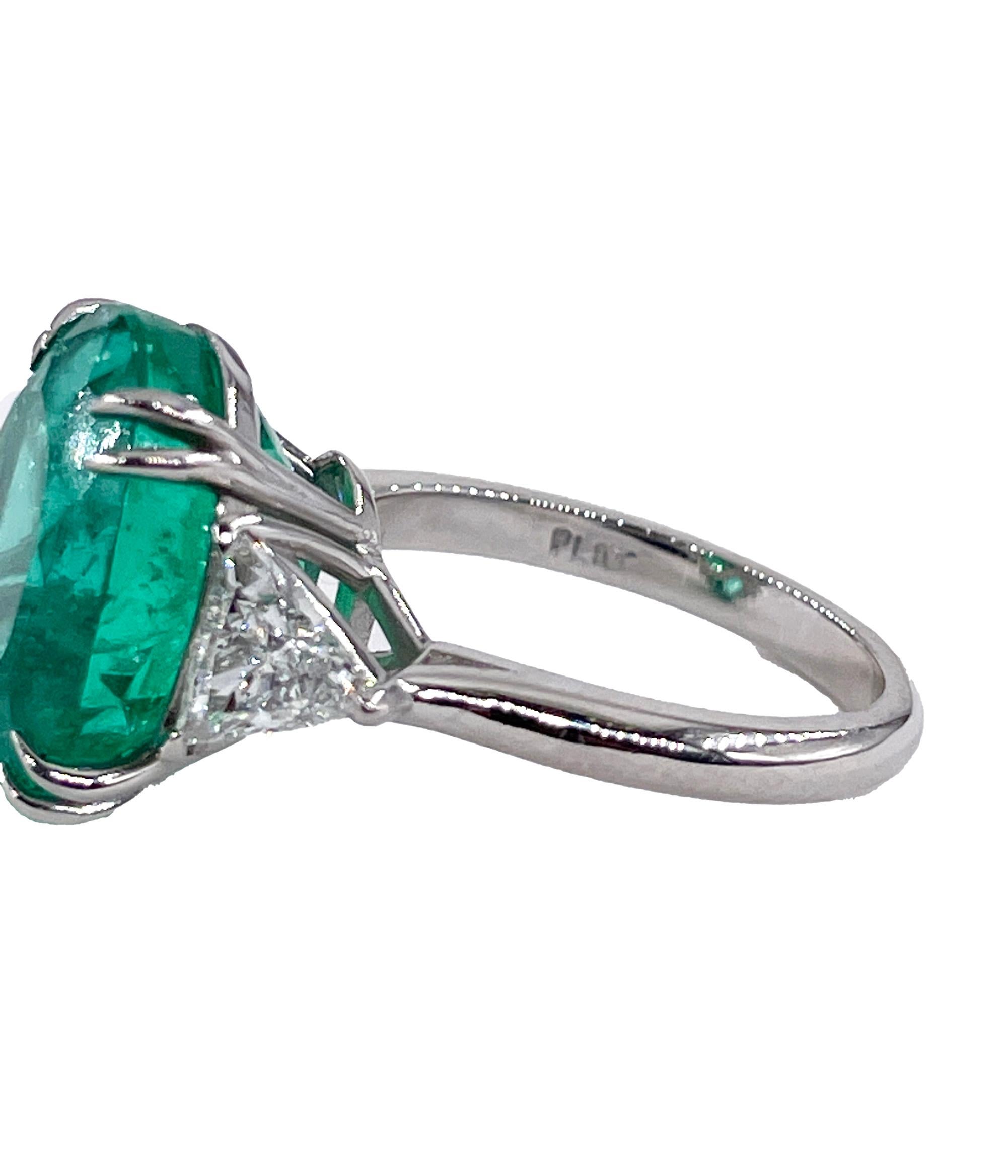 GIA Colombian Green 10ctw Emerald & Diamond Three Stone Engagement Platinum Ring For Sale 2