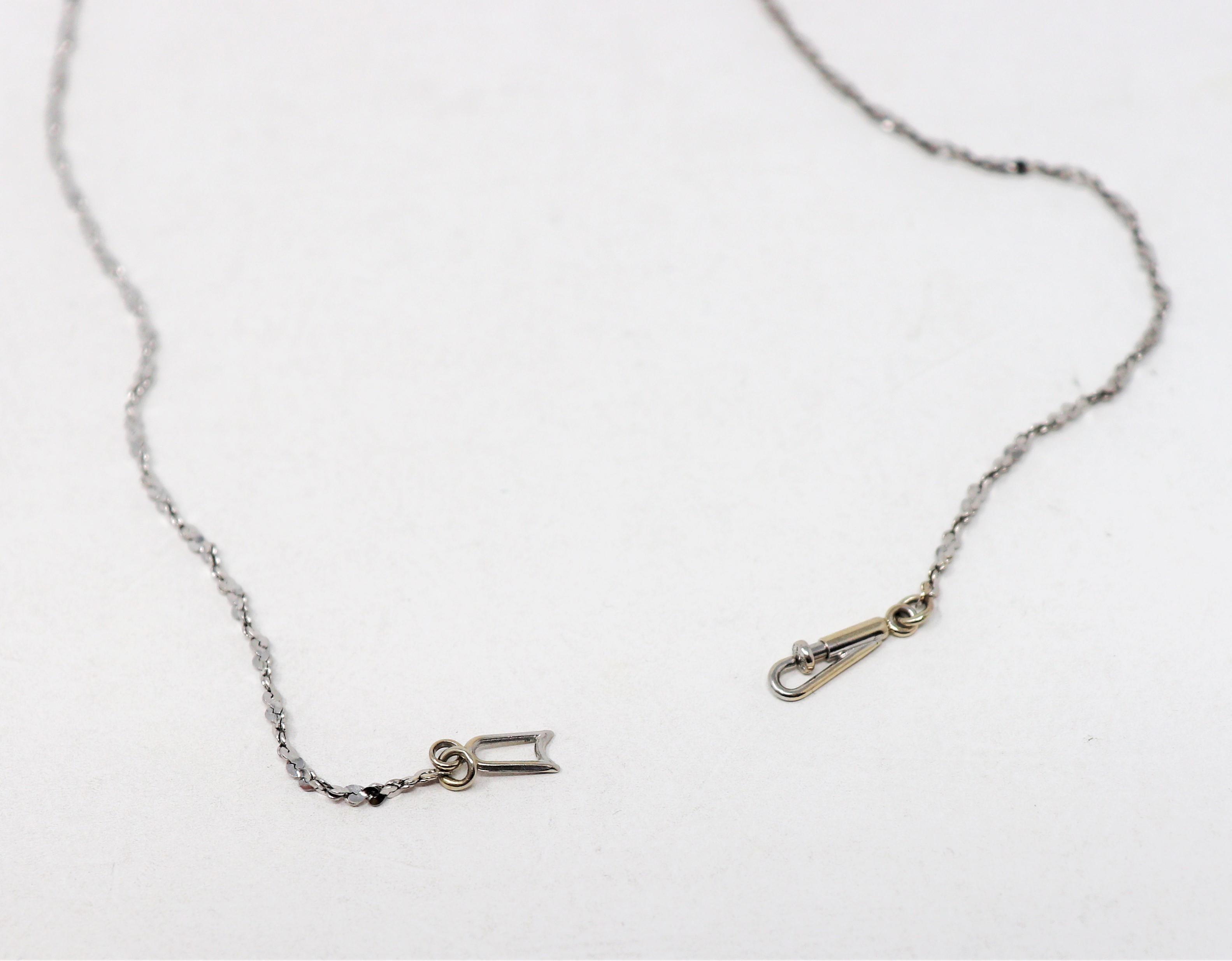 Collana con ciondolo di perle coltivate, smeraldi e diamanti GIA in oro bianco 14 carati in vendita 7