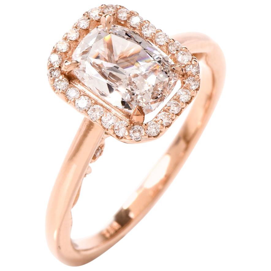 GIA Cushion 1.18cts Diamond D- VS2 18k Gold Engagement Ring For Sale