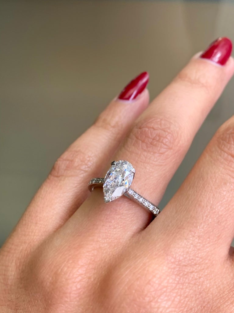 GIA D IF 1.55 Carat Pear Shape Diamond Platinum Engagement Ring For Sale 1