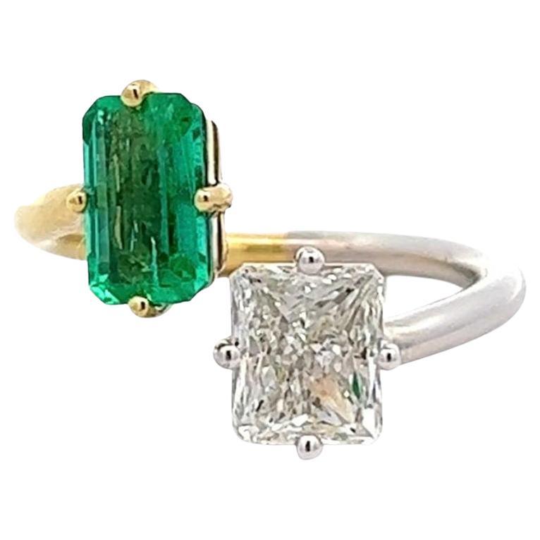 GIA Diamond Emerald 18k Gold Platinum Two Tone Toi et Moi Ring For Sale