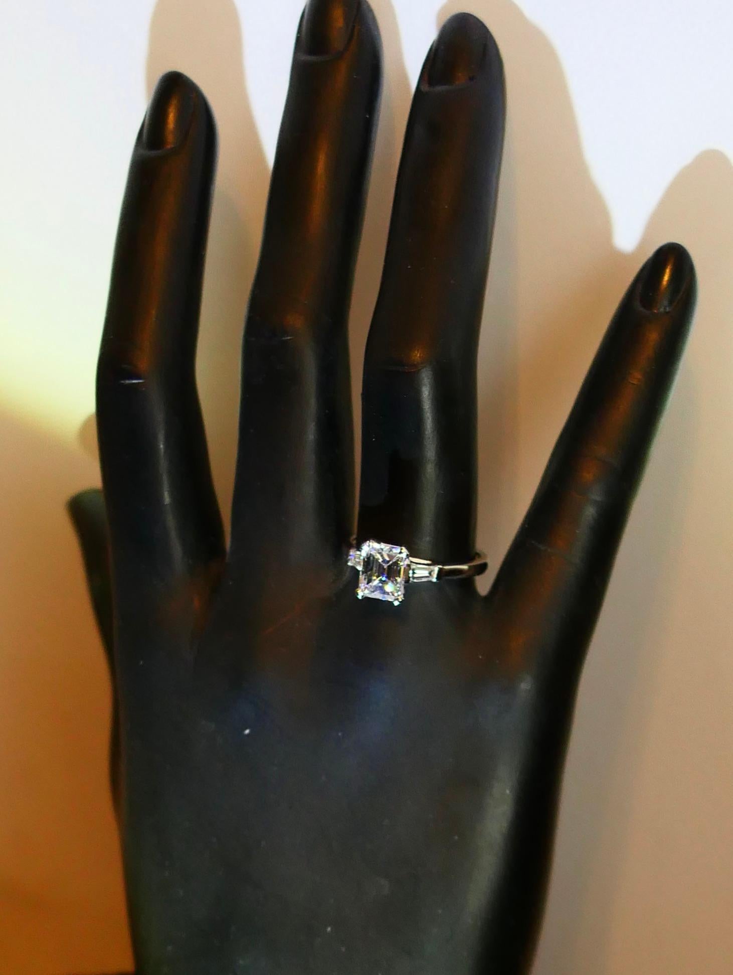 American  Diamond 'Emerald Cut’ Ring, GIA report no. 5222228828