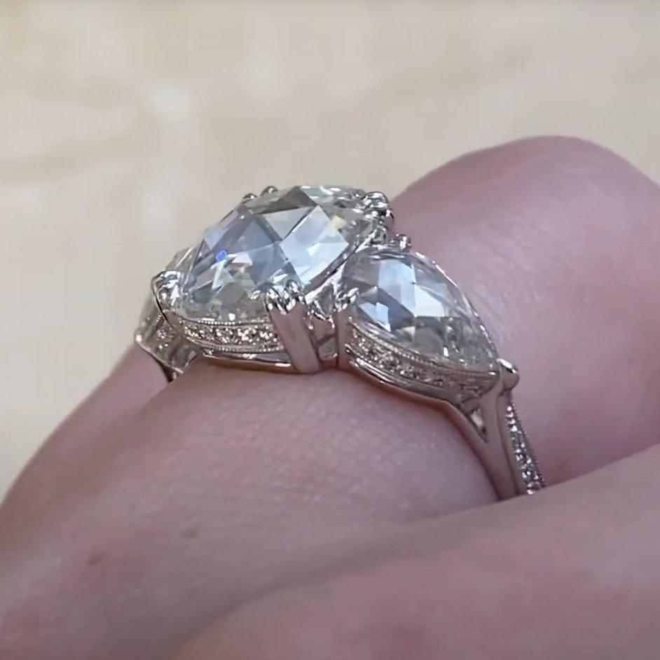 Anello di fidanzamento con diamante GIA (circa 2 carati) taglio rosa, platino In condizioni ottime in vendita a New York, NY