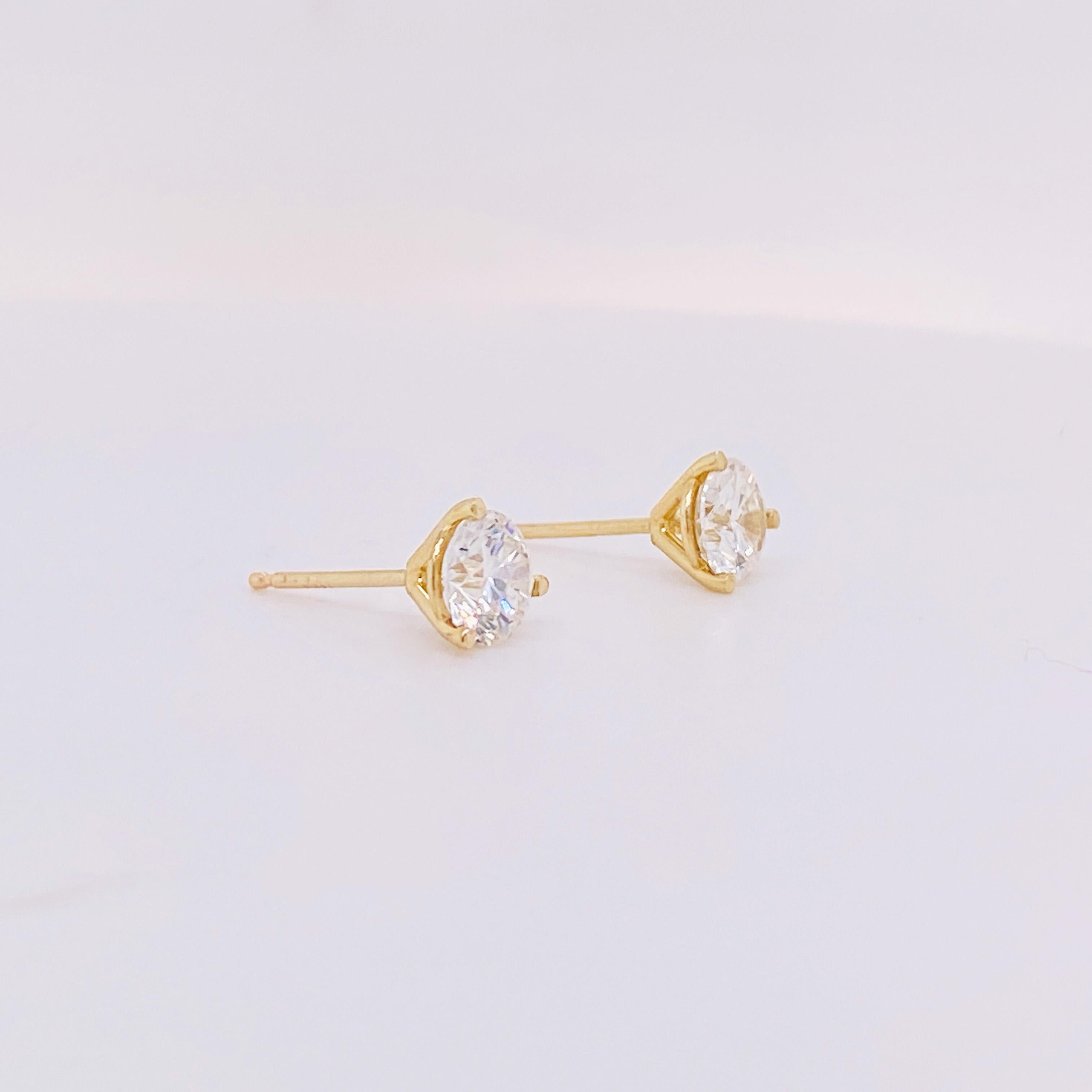 Modern GIA Diamond Martini Stud Earrings 1.40 Carats in 14k Yellow/White/Rose Gold LV For Sale