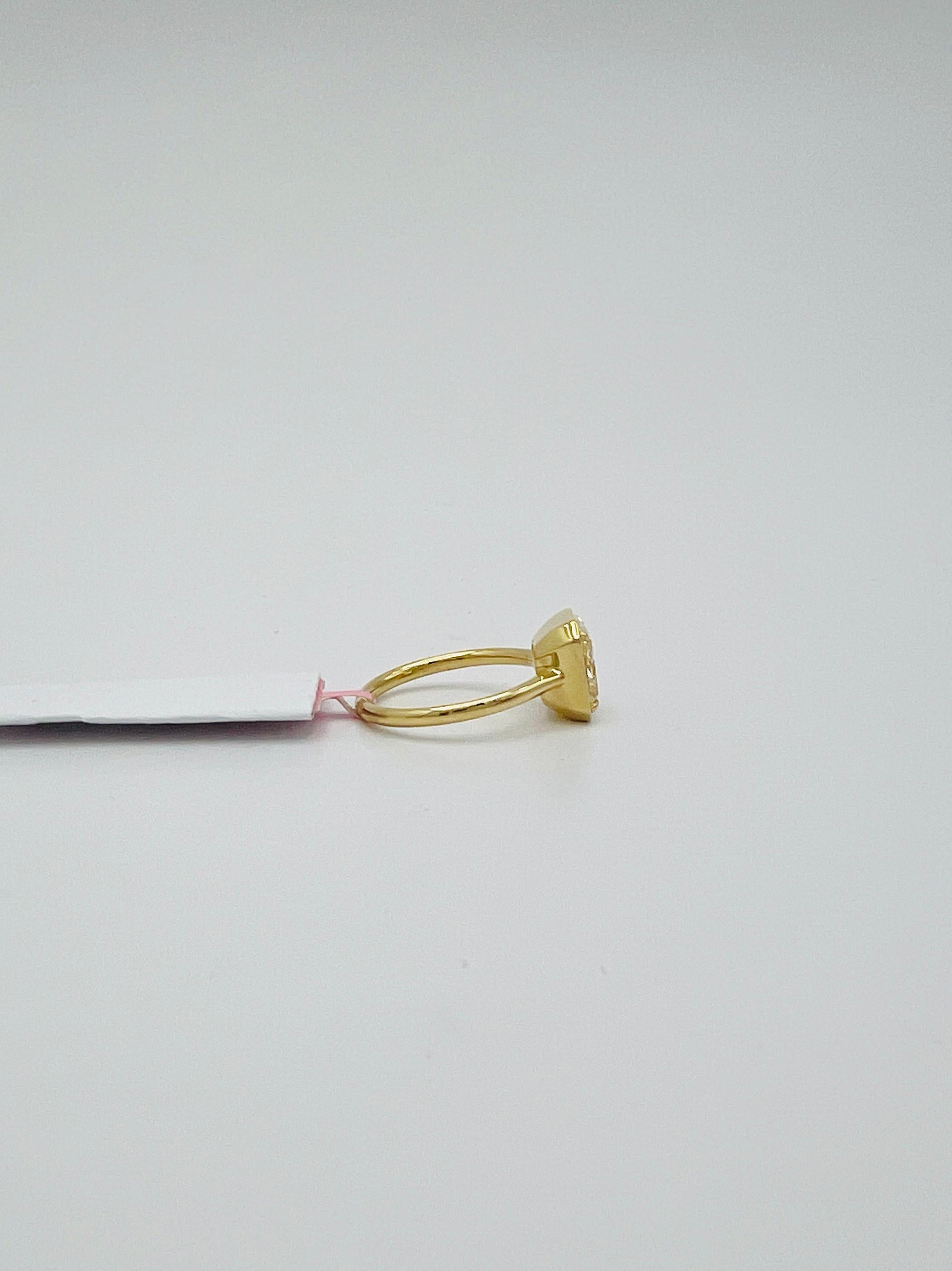 GIA Diamond Radiant 3 Carat Solitaire Ring in 18K Yellow Gold In New Condition For Sale In Los Angeles, CA