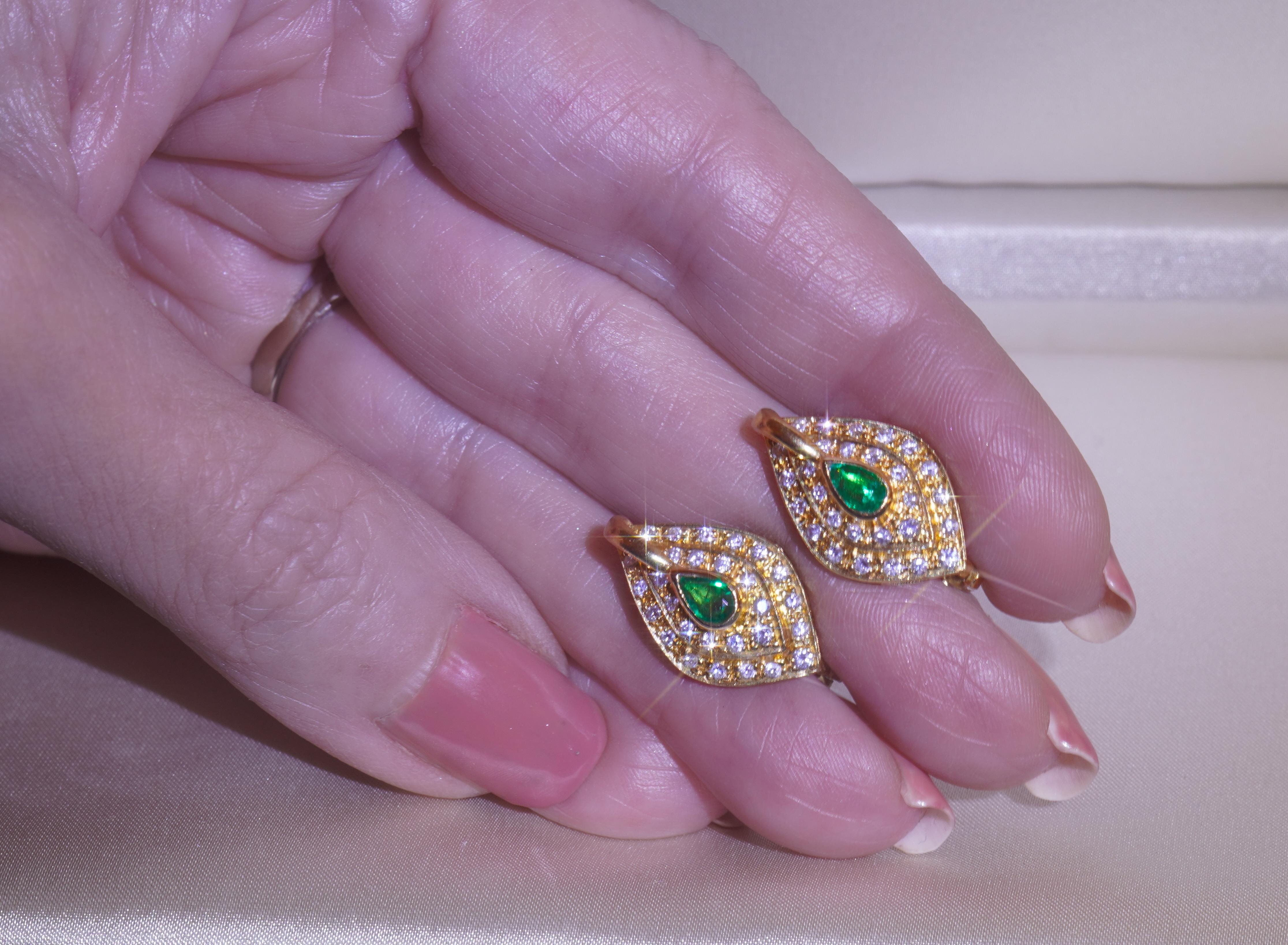 GIA Esmeralda 18K Pendientes Diamante Colombiano Vintage Certificado Natural VS 2.18 CTS en venta 2