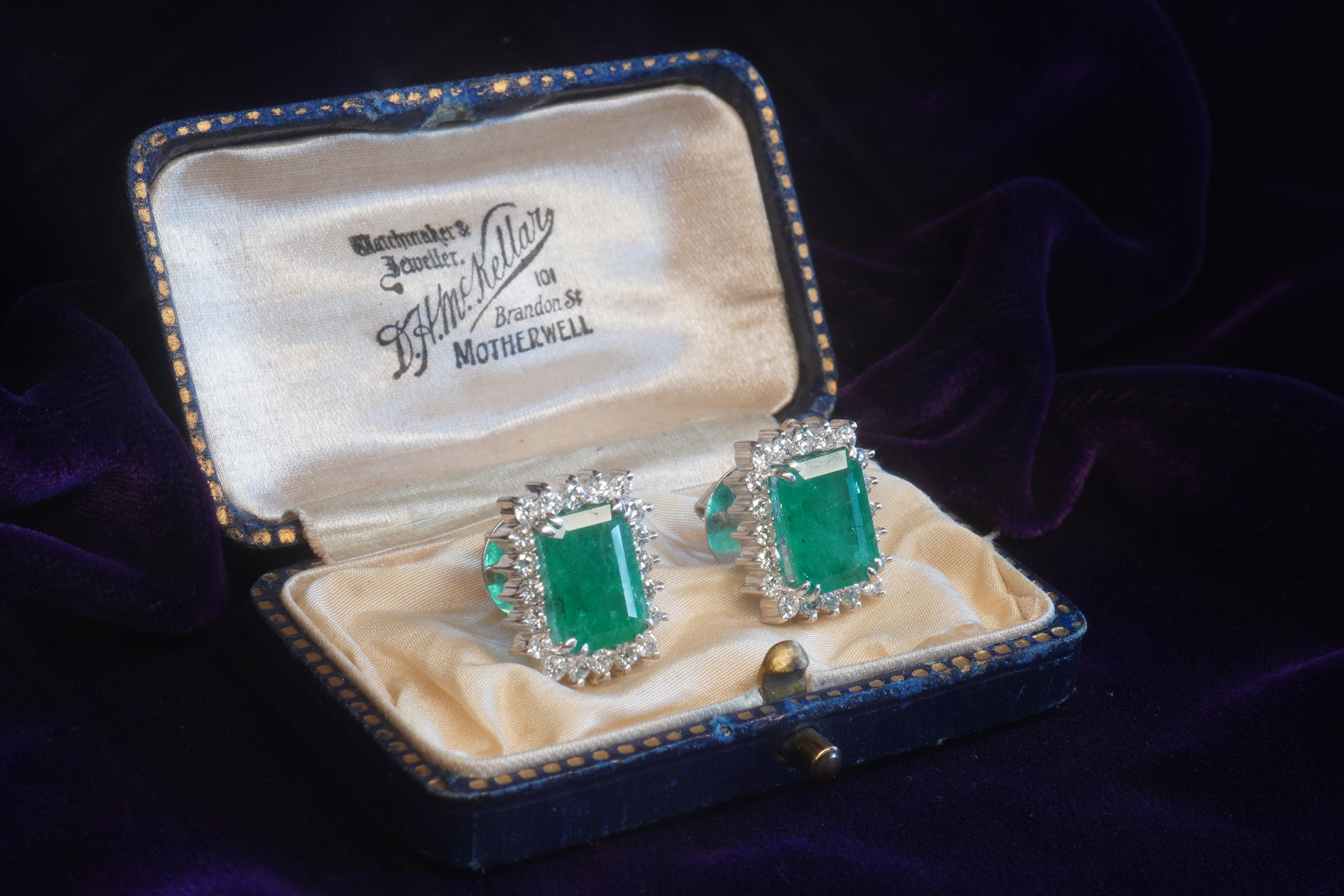 GIA Emerald 18K Earrings Diamond Vintage Certified Natural VS Fine 12.18 CTS! For Sale 2
