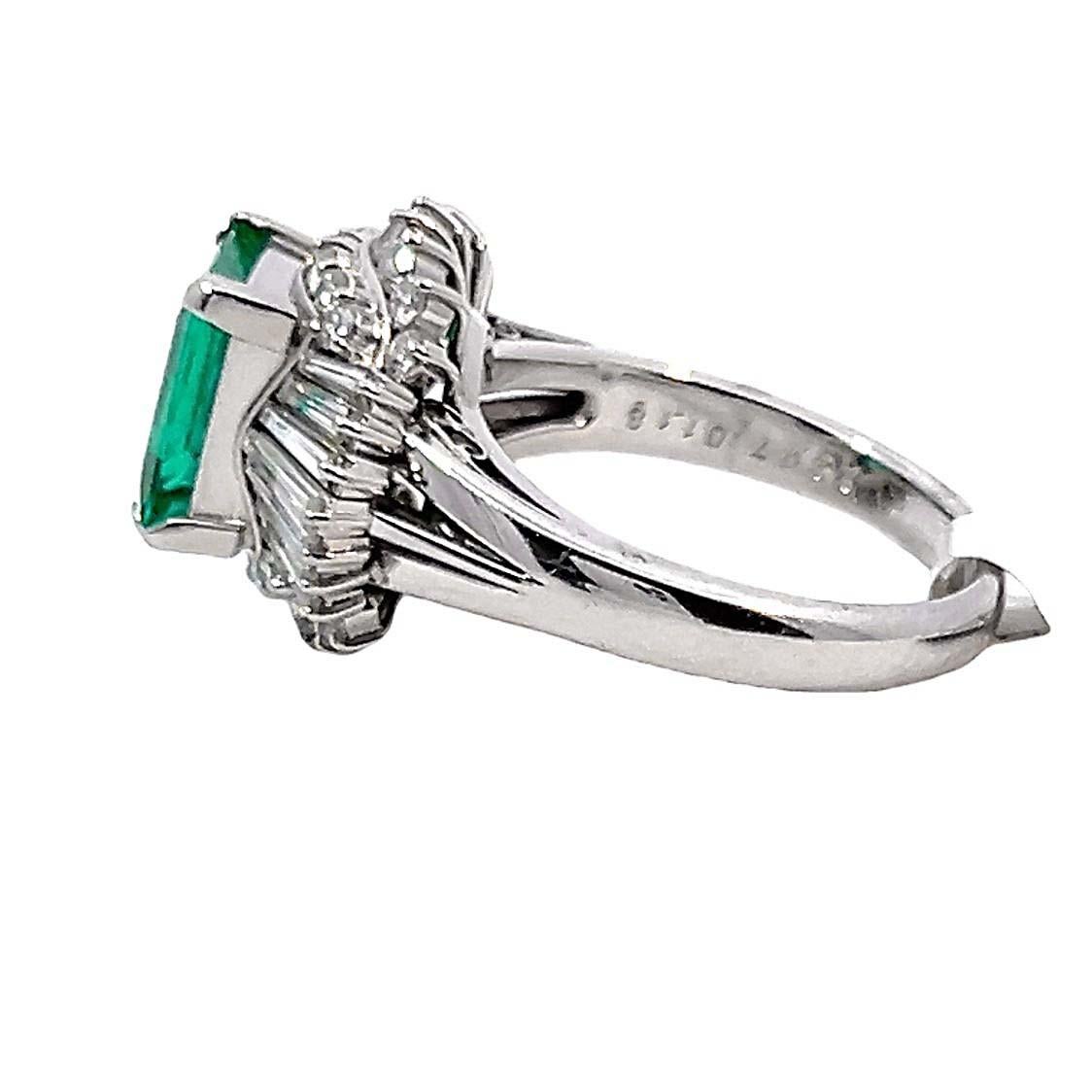 Modern GIA Emerald and Diamond Ballerina Cocktail Ring For Sale