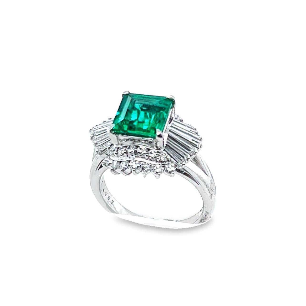 Women's GIA Emerald and Diamond Ballerina Cocktail Ring For Sale