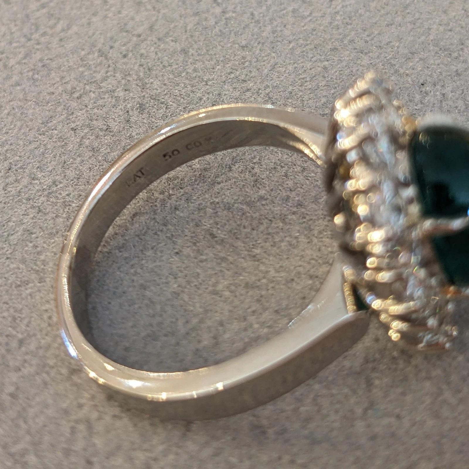 GIA Emerald Cabochon 3.48 ct with 1.60 ct Round Diamonds in Platinum in vendita 4