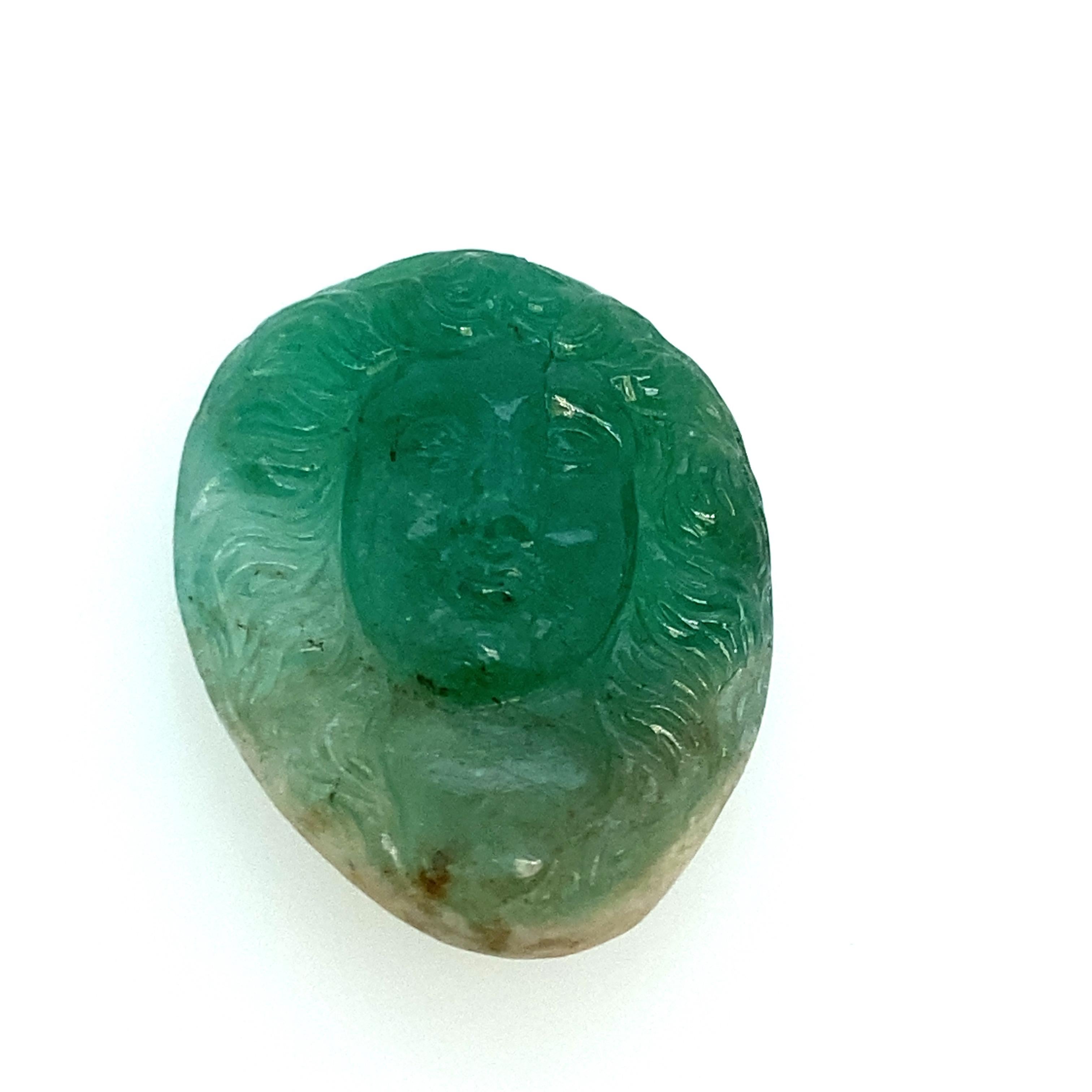 GIA Emerald Cameo 20.10ct Ural Mountains Origin In Good Condition For Sale In New York, NY