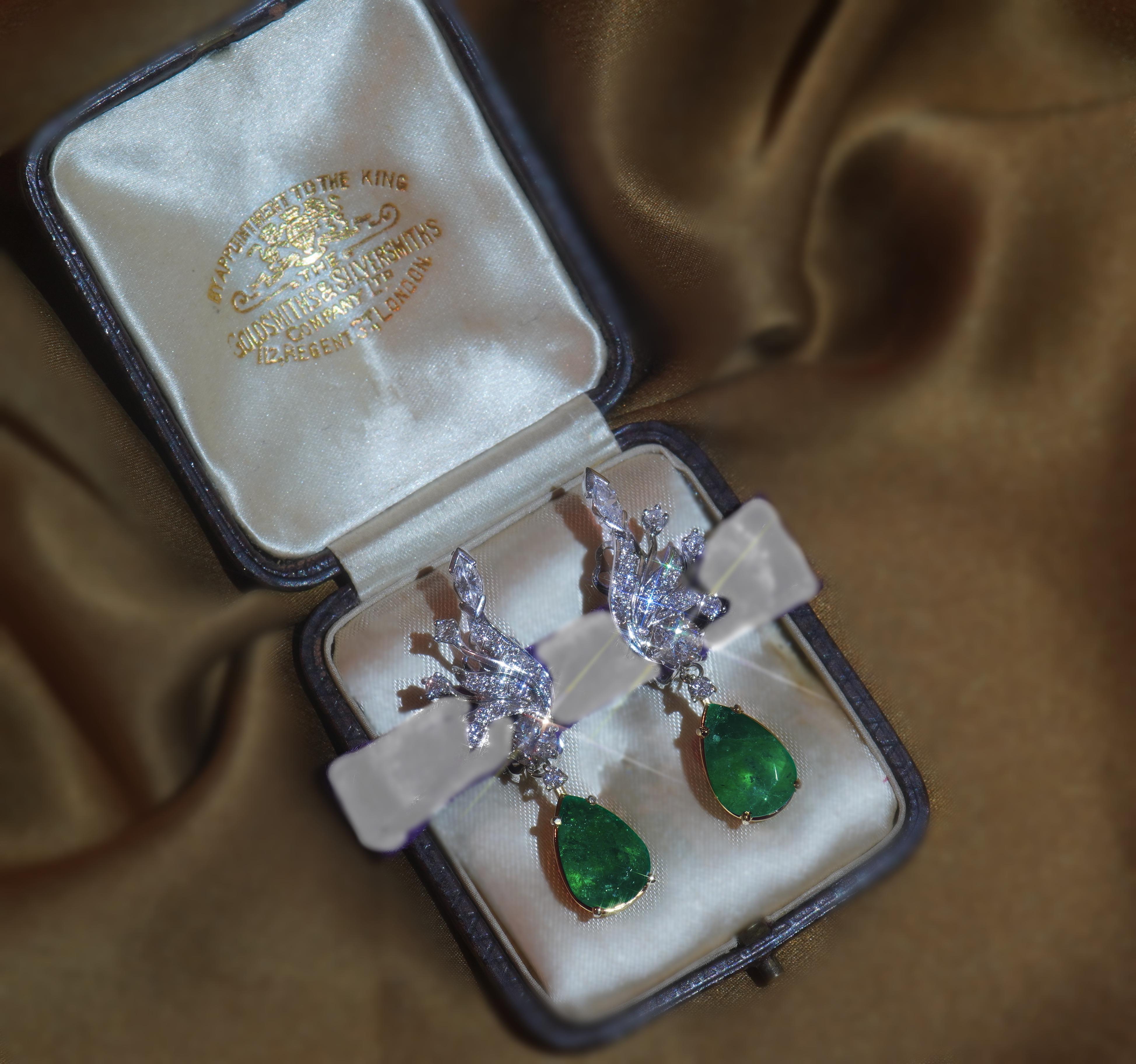 GIA Emerald Columbian Diamond 14k Vintage Certified Huge Fine 8.16 TCW Earrings In Excellent Condition In Sylvania, GA