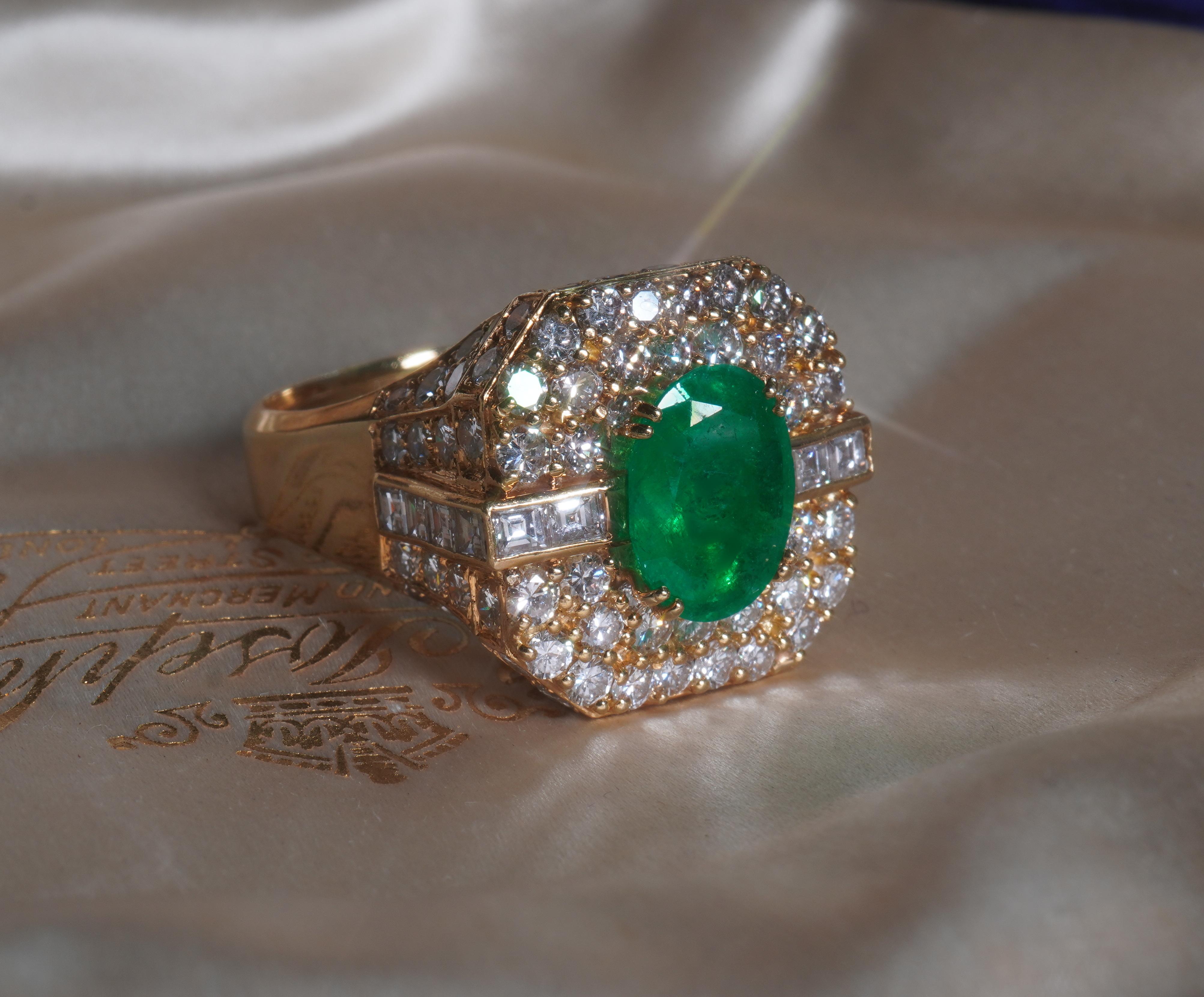 GIA Emerald Diamond Ring Vintage 18K Certified Natural Fine VS Huge 7.54 Carats! For Sale 3