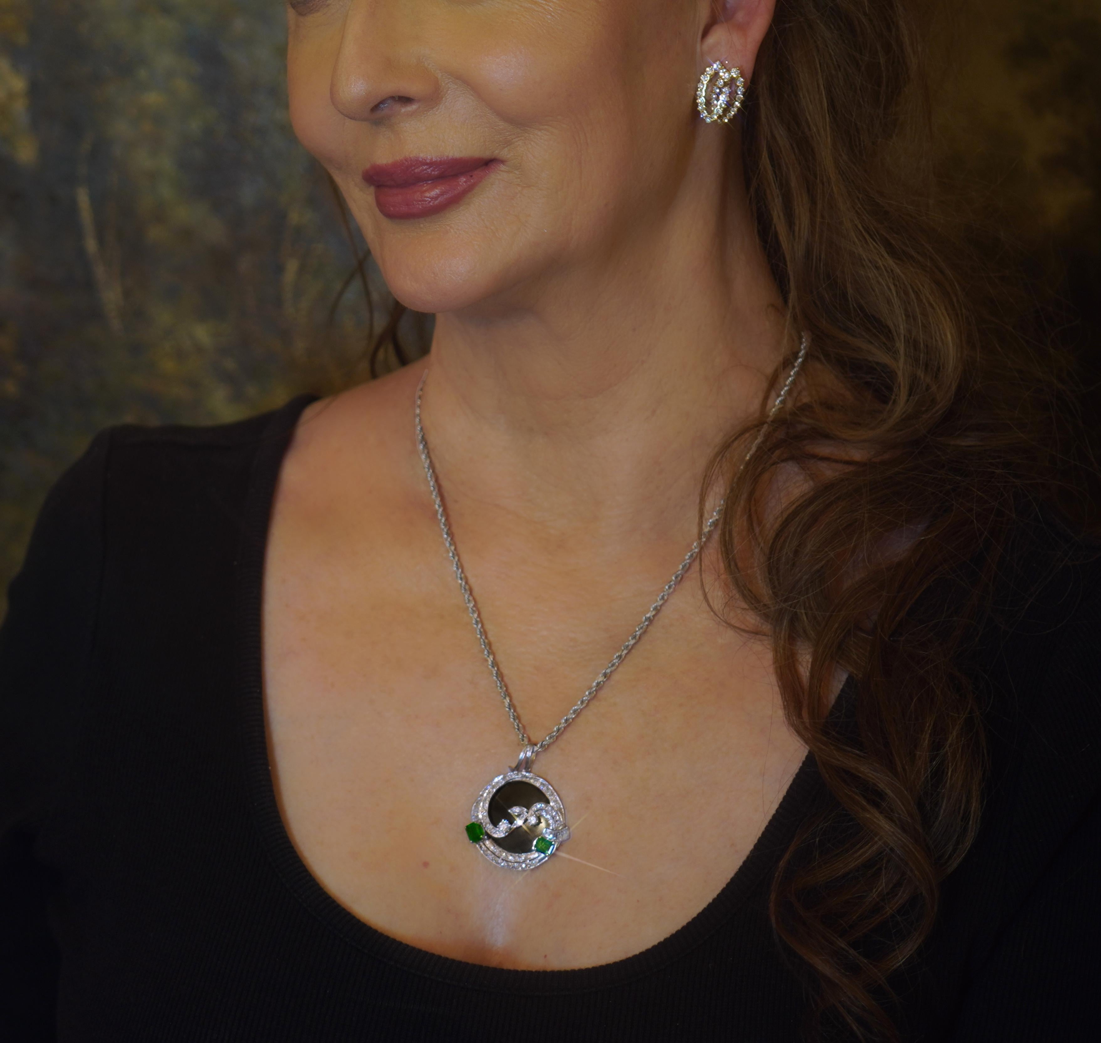 Women's GIA Emerald Platinum 18K Pendant VS Diamond Onyx Certified Huge AAA 4.51 Carats For Sale