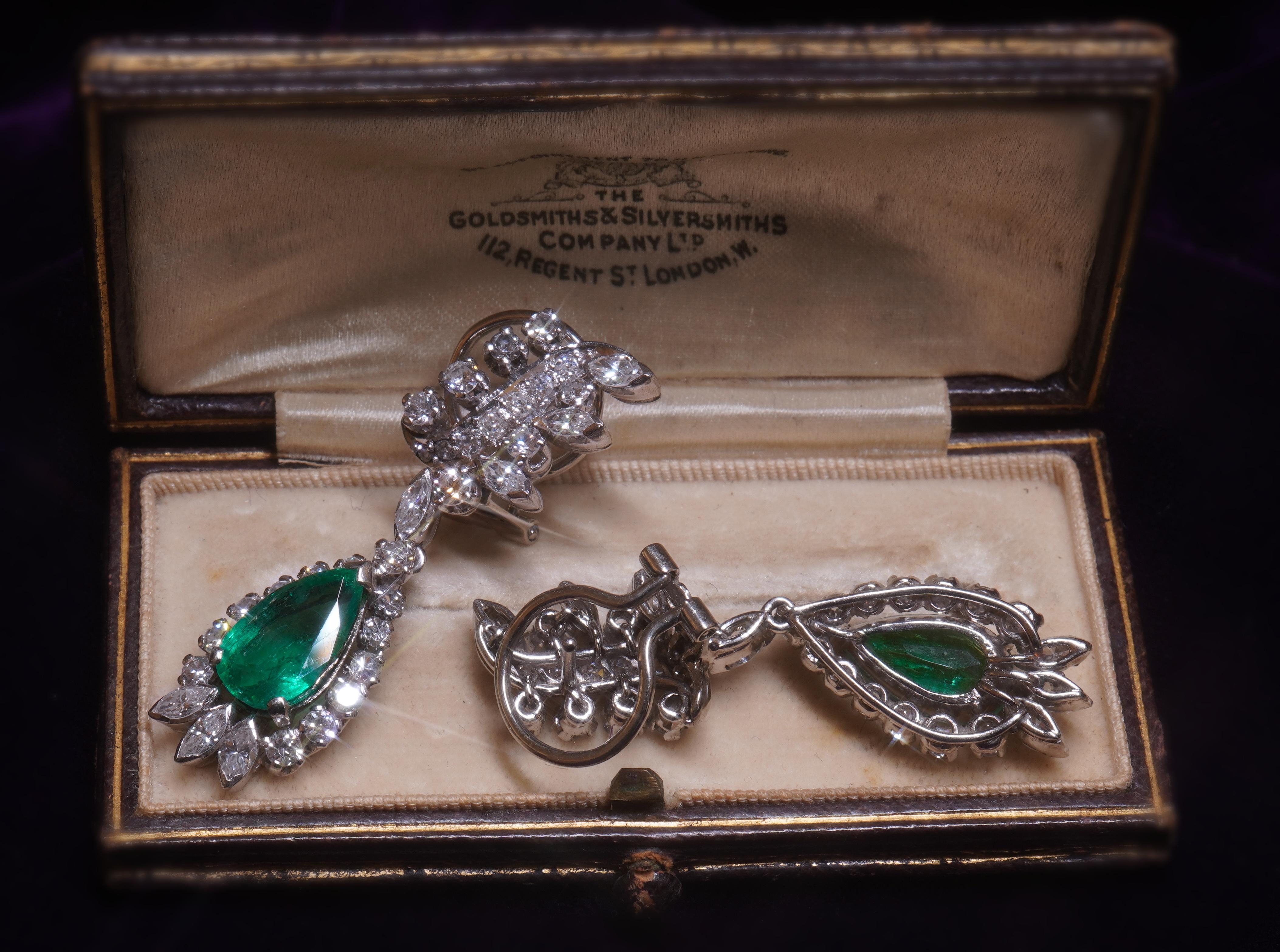GIA Emerald Platinum Diamond Earrings Colombian Vintage 18K Fine AAA 7.86 Cts ! en vente 6