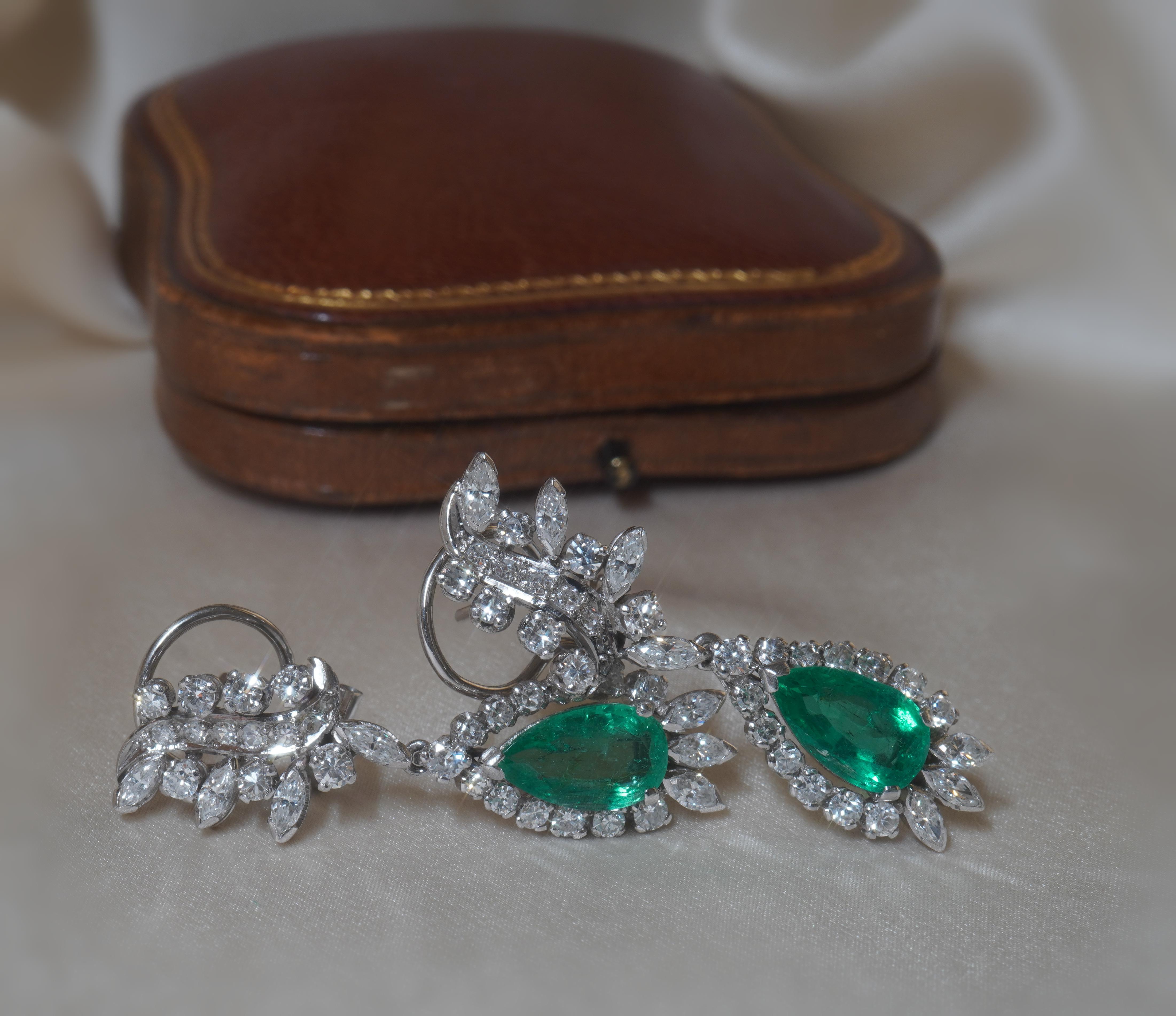 GIA Emerald Platinum Diamond Earrings Colombian Vintage 18K Fine AAA 7.86 Cts ! Pour femmes en vente