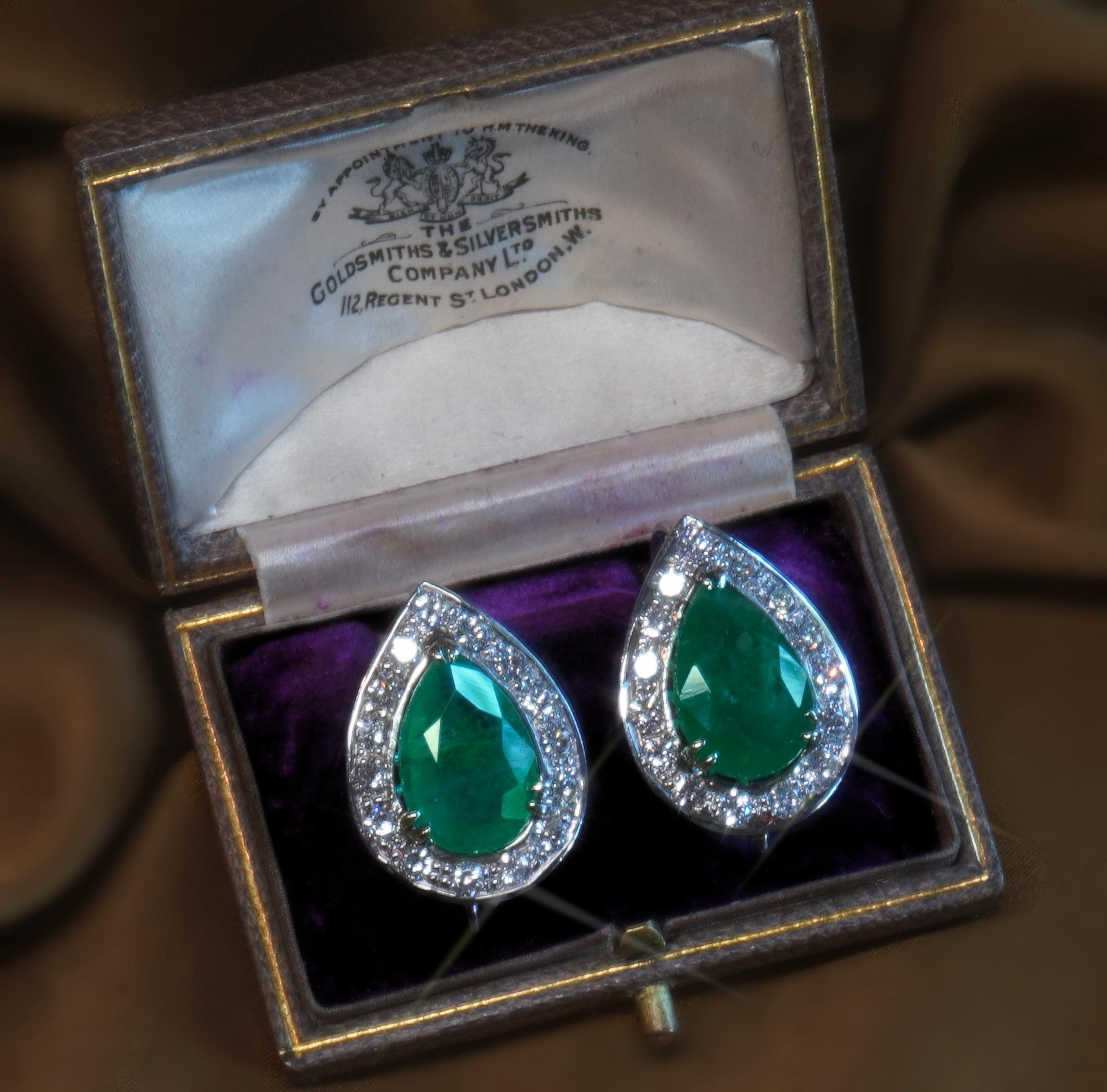 GIA Emerald Platinum Earrings Diamond Vintage Certified Natural Fine 10.42 Cts! In Good Condition In Sylvania, GA