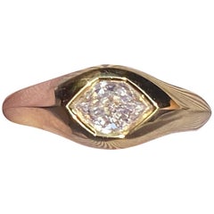 GIA F/VS2 0.59 Carat Hexagon Diamond 18 Karat Gold Signet Ring