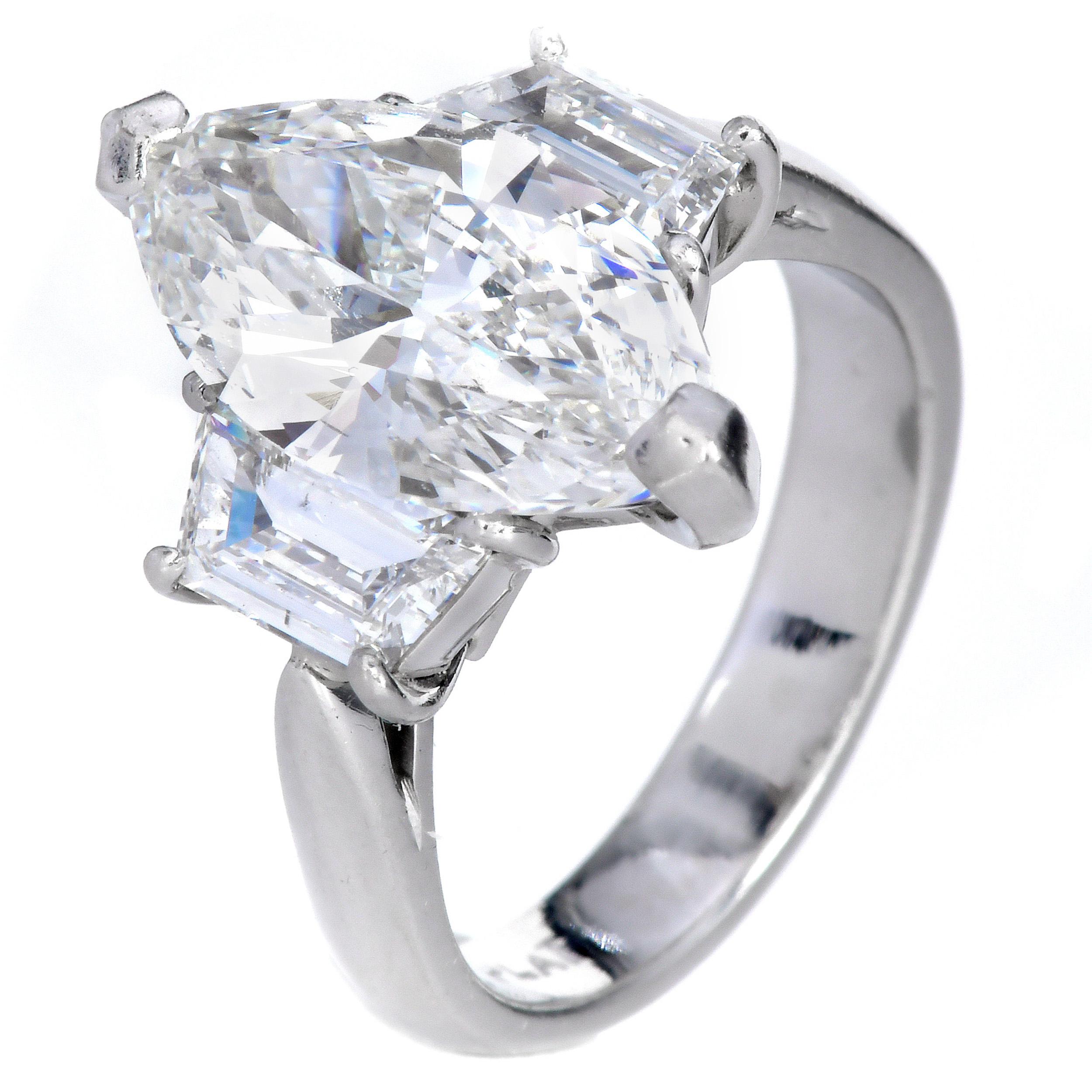 GIA F VS2 4,00 cts Anillo de compromiso de diamantes marquesa en platino en venta 3