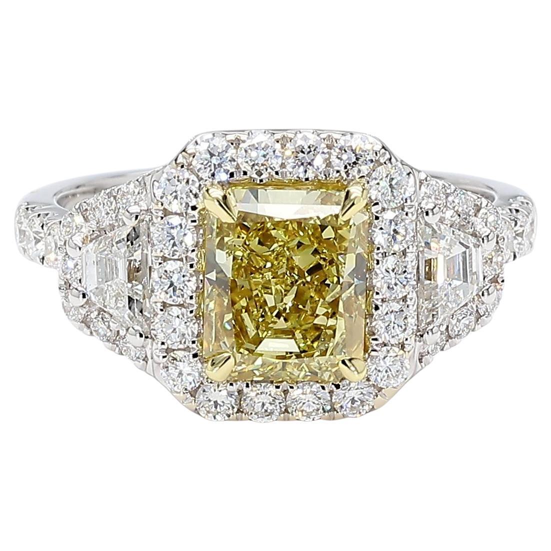 Bague en or GIA diamant radiant de 2,60 carats TW de couleur jaune verdâtre fantaisie