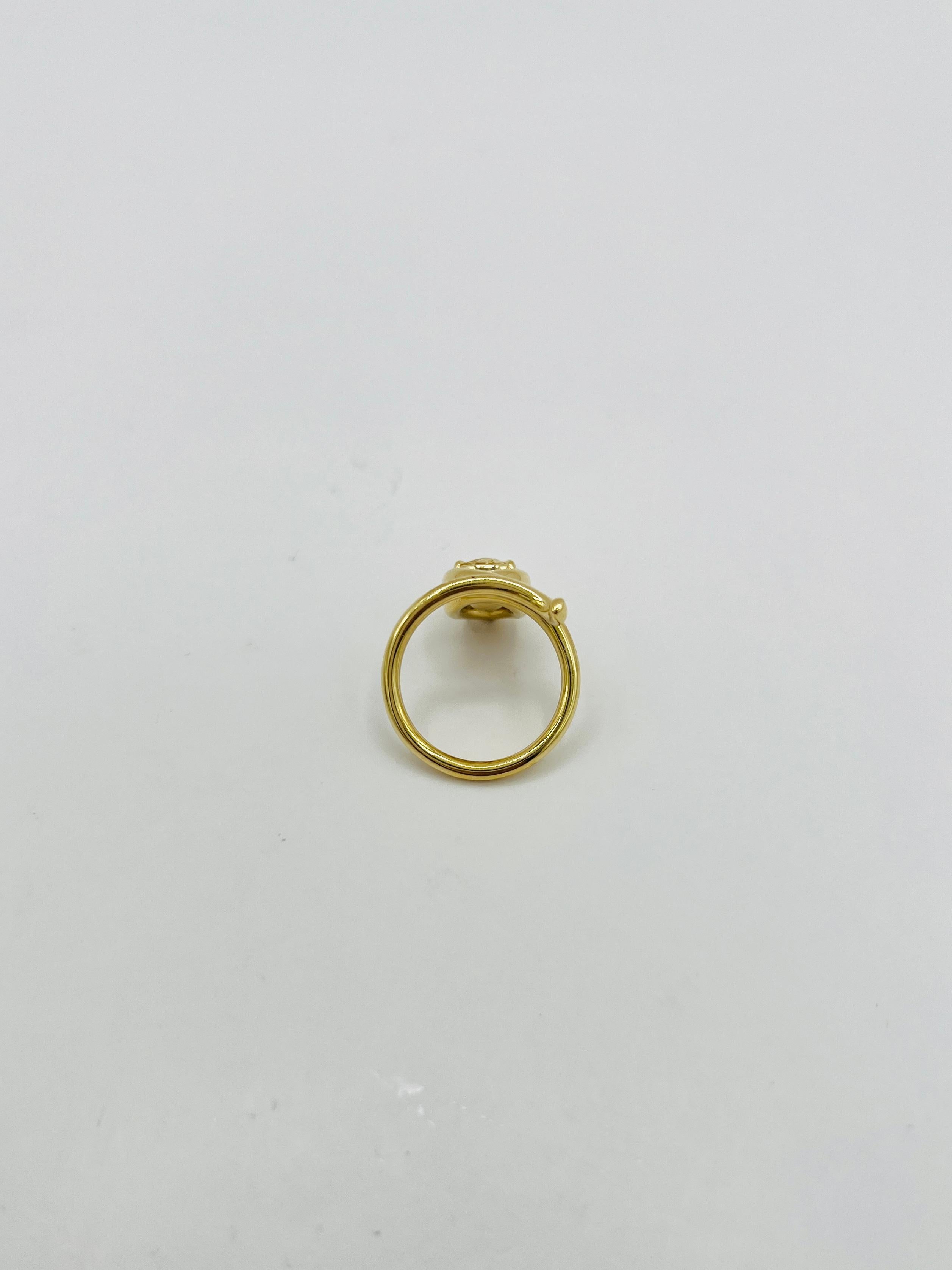 Bague serpent en or jaune 18 carats avec diamant jaune orangé foncé fantaisie en forme de poire, certifié GIA en vente 3