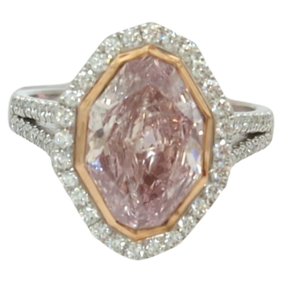 Bague fantaisie en platine et or rose 18 carats avec marquise rose et diamants blancs certifiés GIA