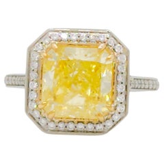 Bague en diamant blanc et radiant de couleur jaune fantaisie GIA en 18k