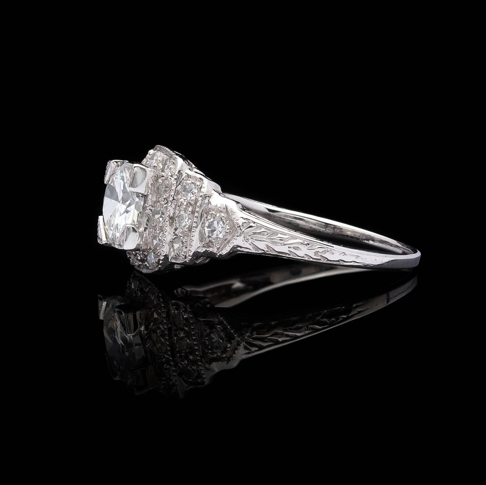 Art Deco GIA G/VS2 Vintage Diamond Engagement Ring