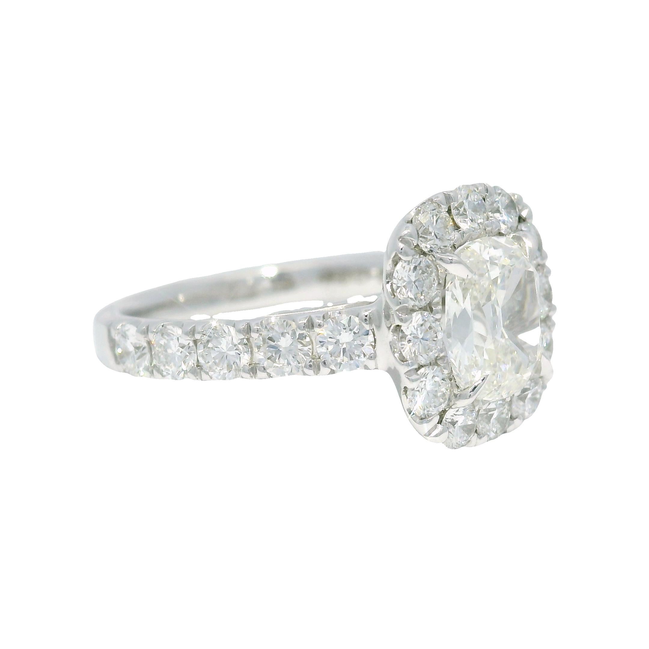 Verlobungsring, GIA-zertifizierter 2,18 Karat Diamant im Kissenschliff, 18 Karat, auf Lager im Angebot 1