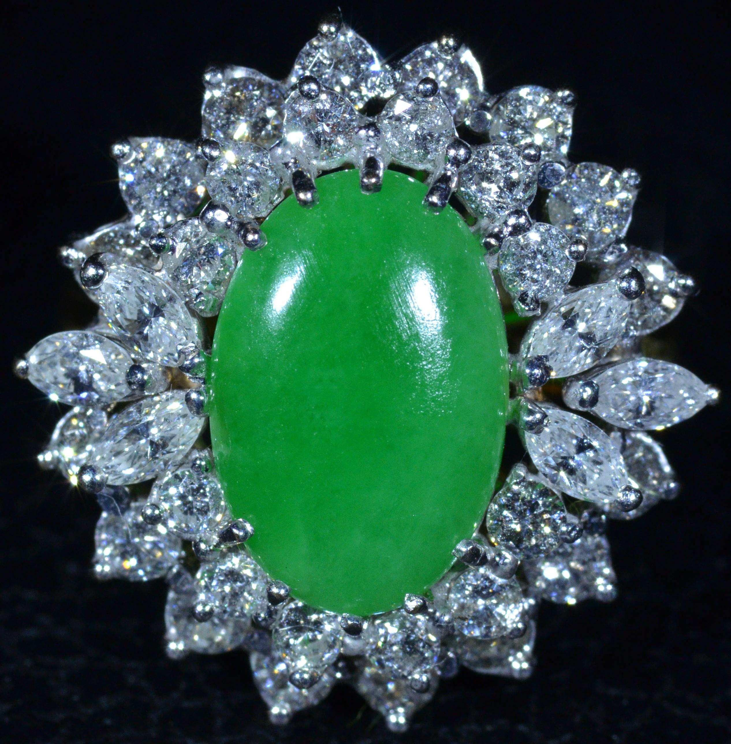 Oval Cut GIA Graded Natural Jadeite Jade Ring Set with 2.00 Carat Diamonds in 18 Karat For Sale