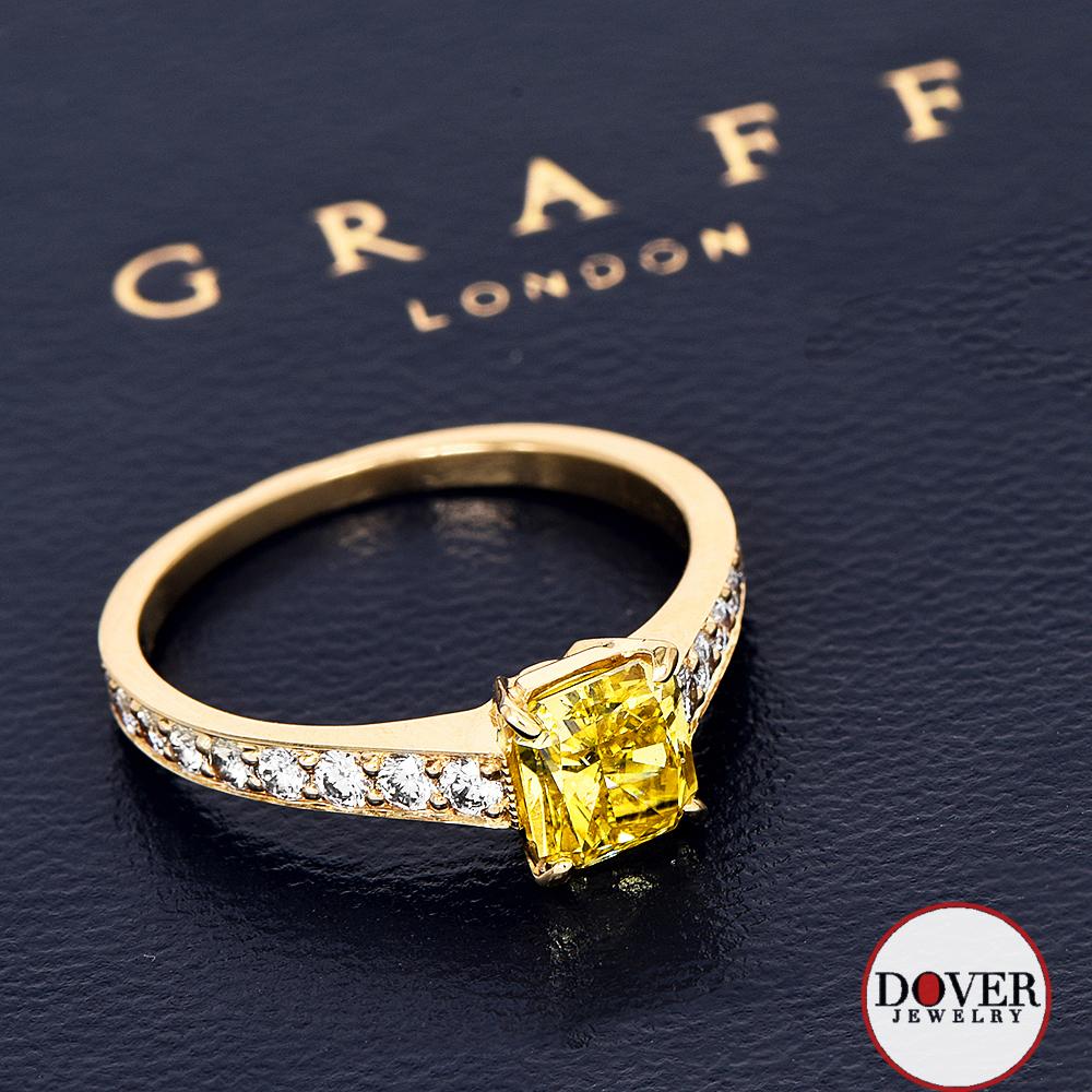 GIA Graff Natural Fancy Yellow Diamond 18K Yellow Gold Engagement Ring In Excellent Condition In Miami, FL