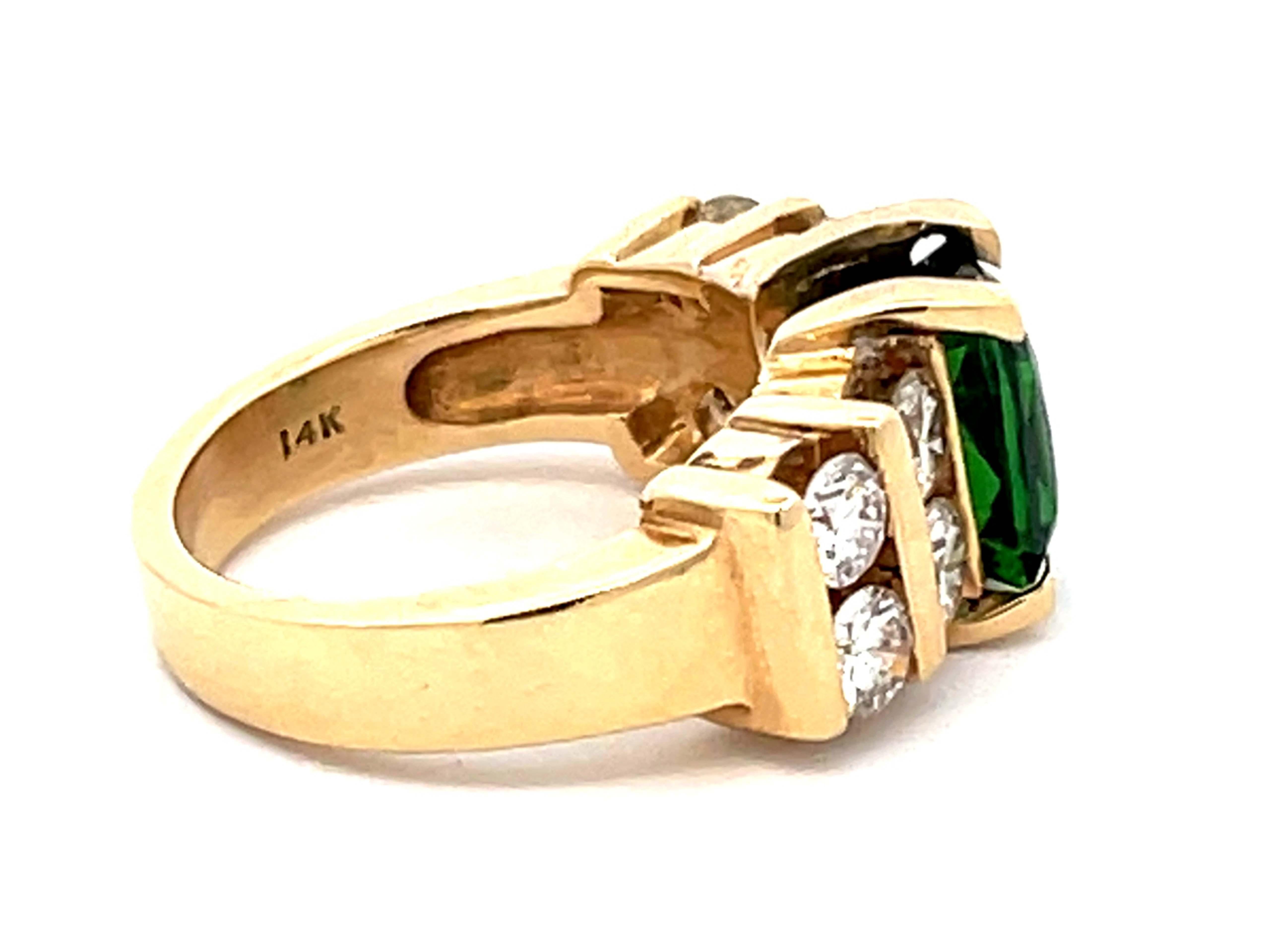 Women's or Men's GIA Green Tsavorite Garnet and Diamond Ring in 14k Yellow Gold For Sale