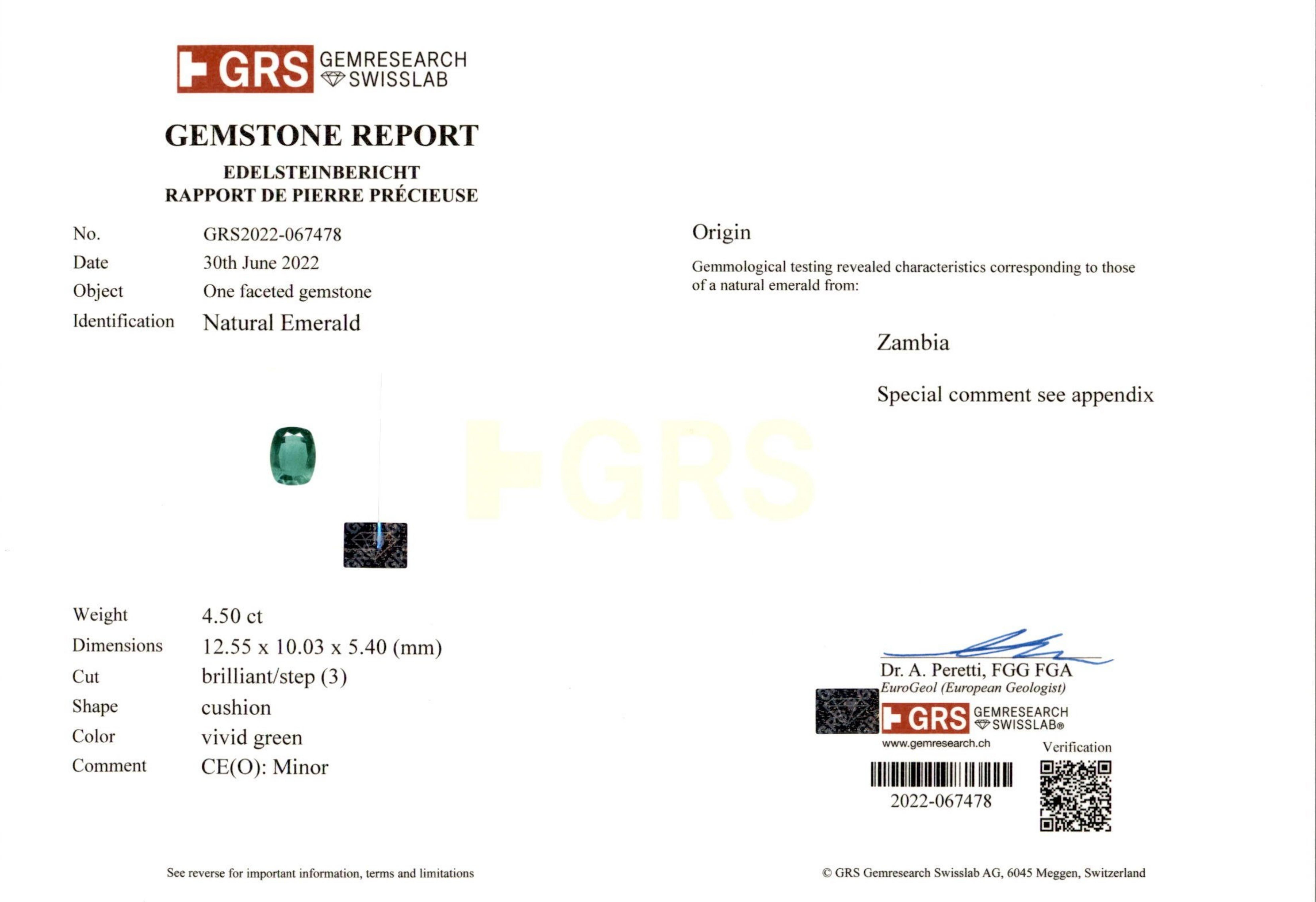 Taglio cuscino GIA / GRS Certificato 4,50 Carati Greene & Greene & Greene & Trillion Diamond Platinum R in vendita