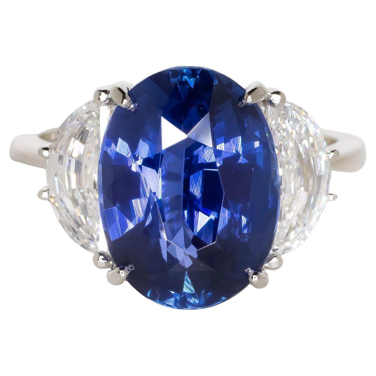 Bague avec saphir bleu ovale certifié GIA GRS de 7 carats et diamant ovale