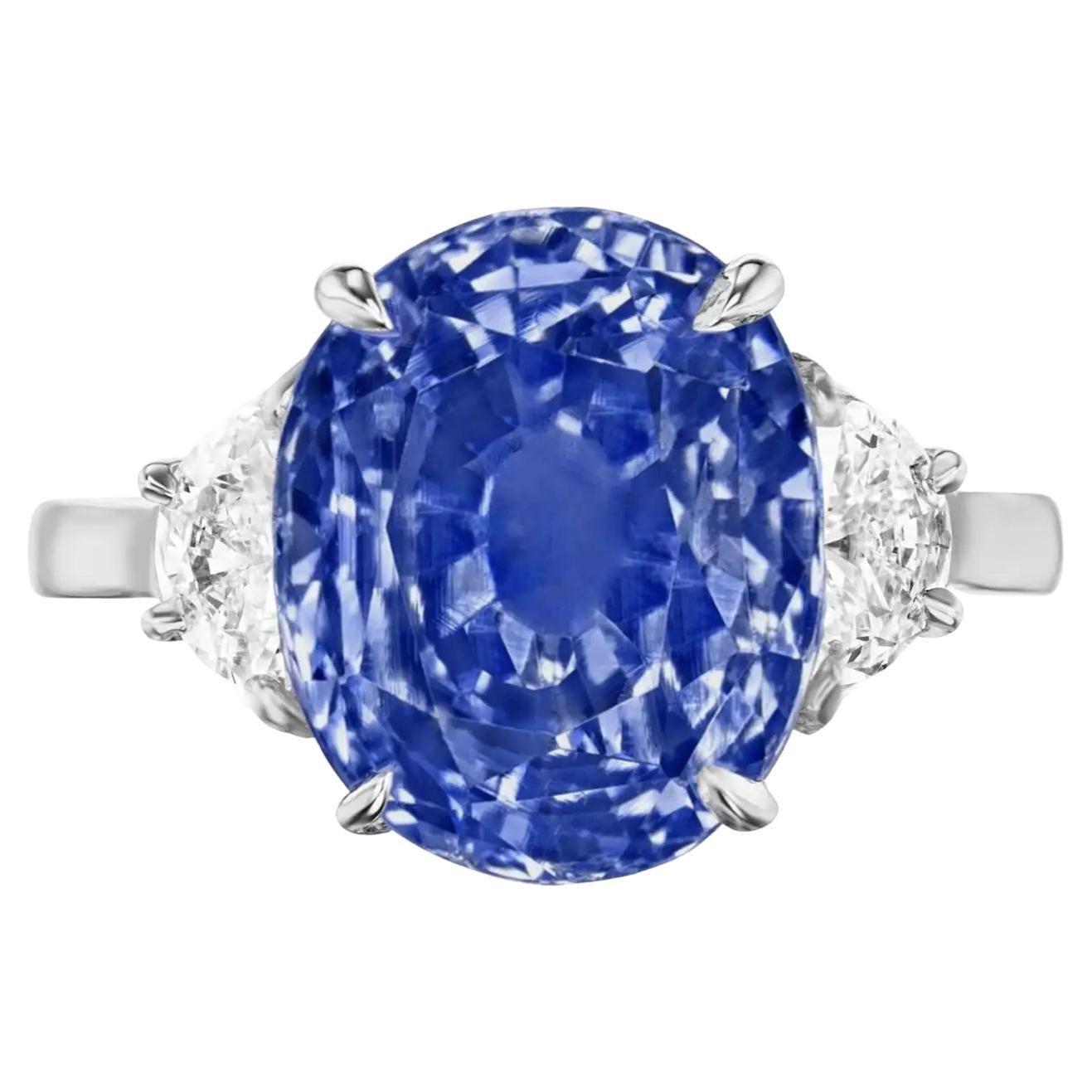 Entrez dans un monde de luxe inégalé avec notre saphir bleu exquis de 3,60 carats, une gemme rare provenant de la région très convoitée du Cachemire. Cette pierre précieuse extraordinaire est une célébration de l'art le plus raffiné de la nature,