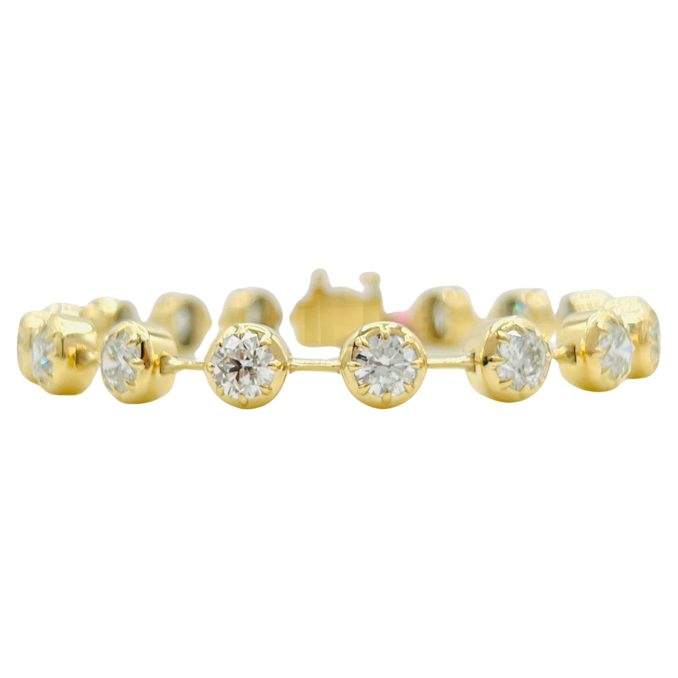 Bracelet en or jaune 18K avec chaton en diamant blanc d'un demi carat chacun GIA en vente