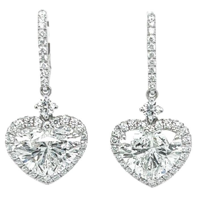 GIA-zertifizierte 7 Karat herzförmige Diamant-Platin-Ohrringe